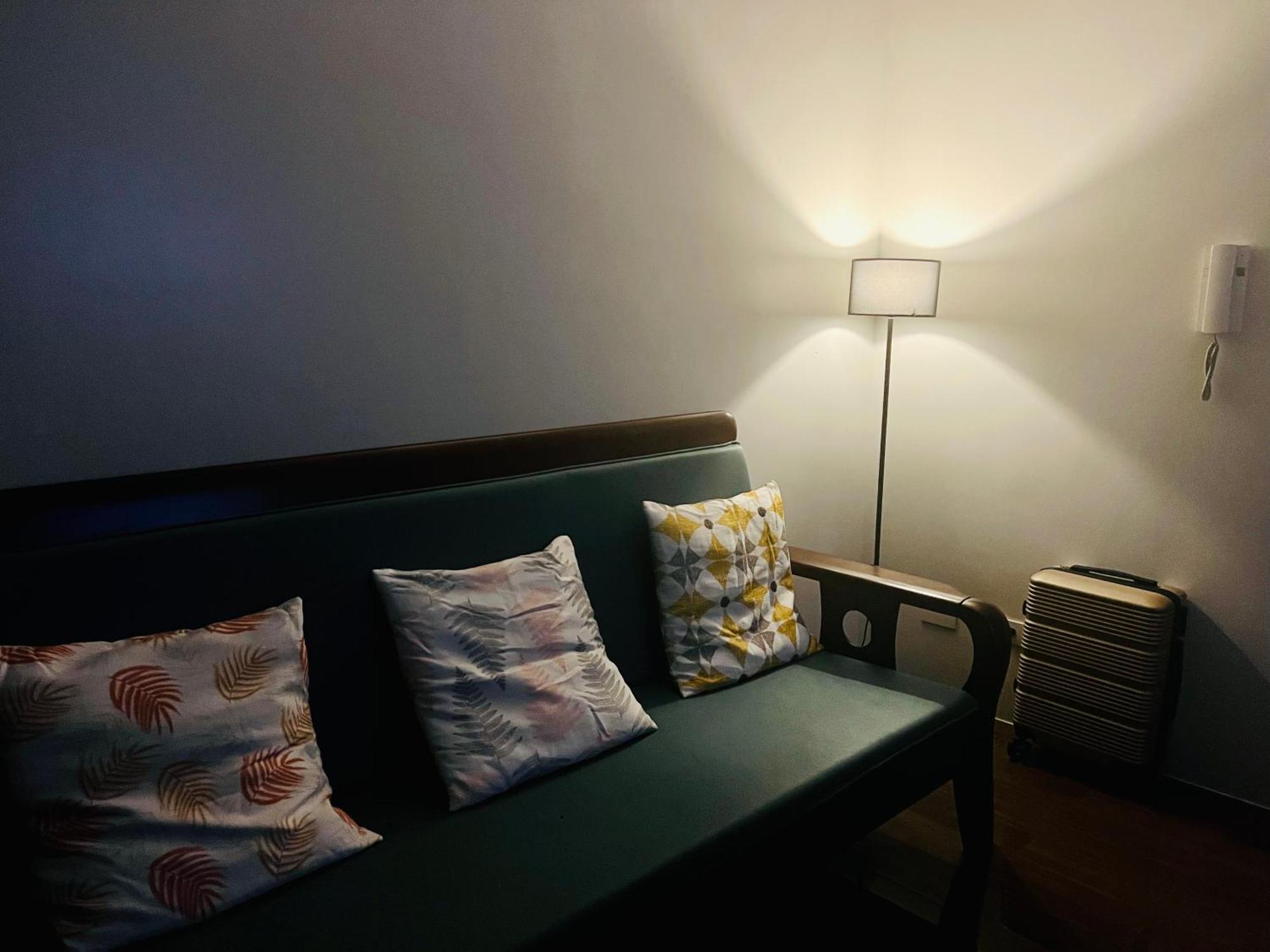 Air Makati Apartment *