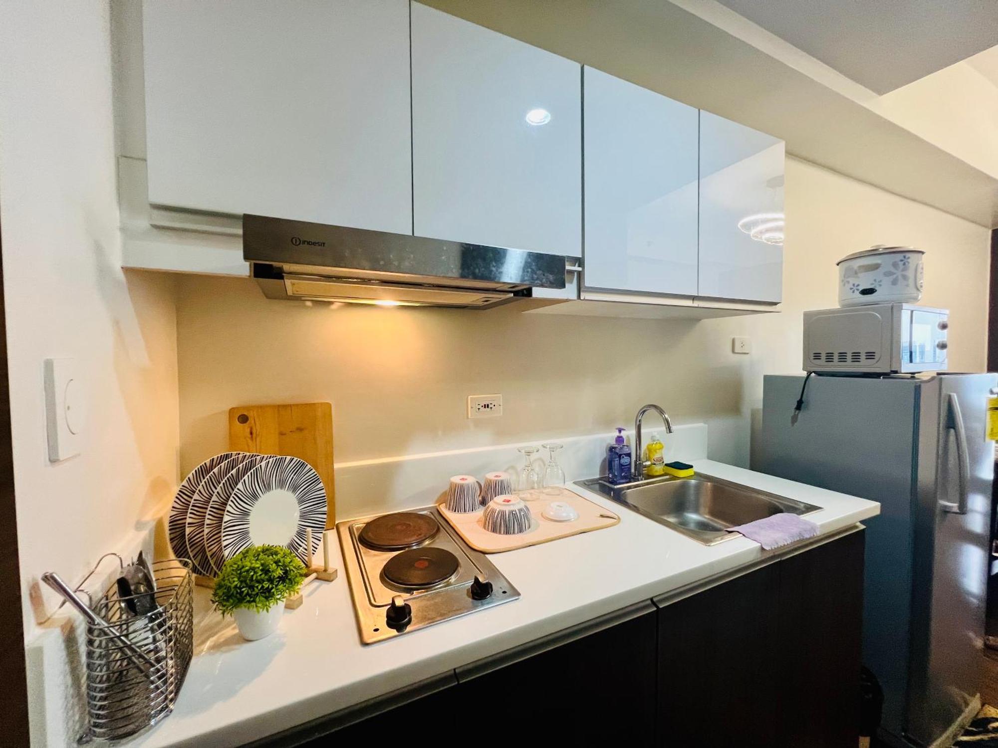 Air Makati Apartment *