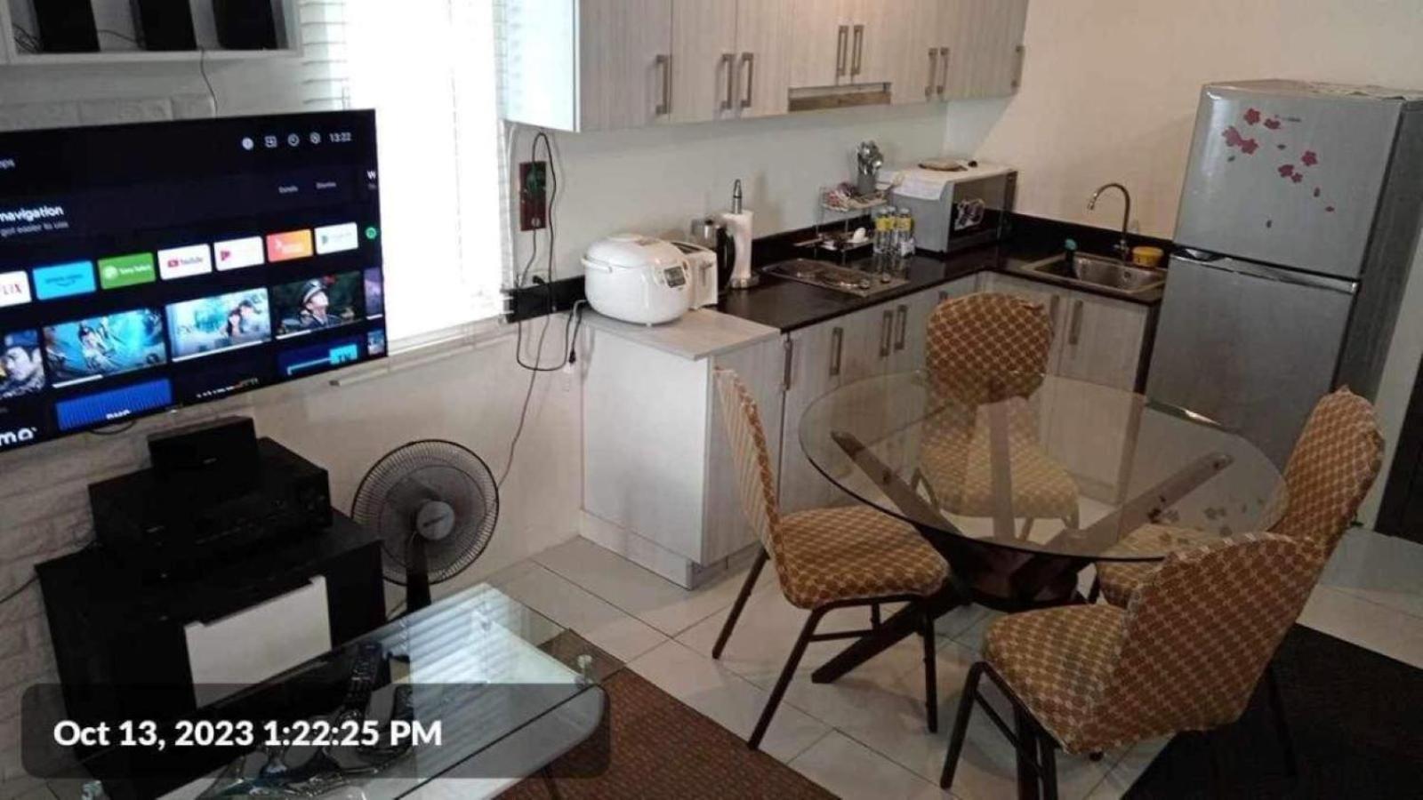 Apartment The Scenic: Comfortable Living By Awsom Phil Manila