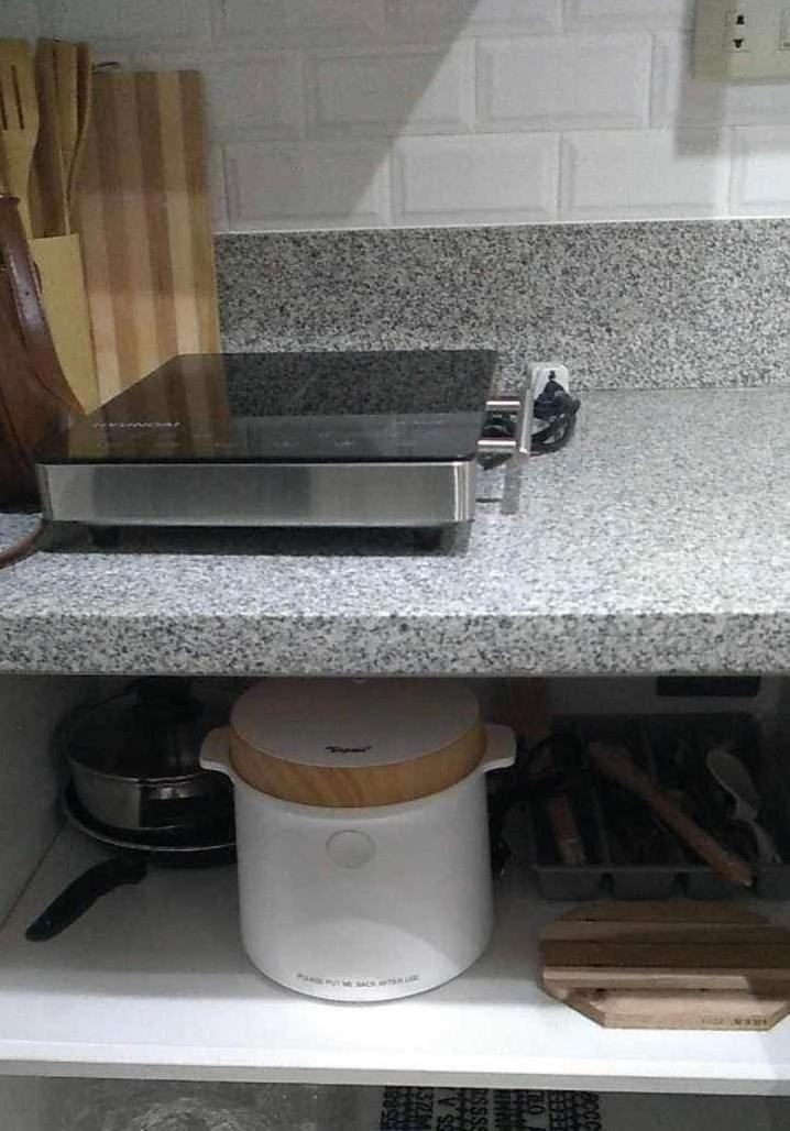 1br Unit At The Rochester Apartment Manila