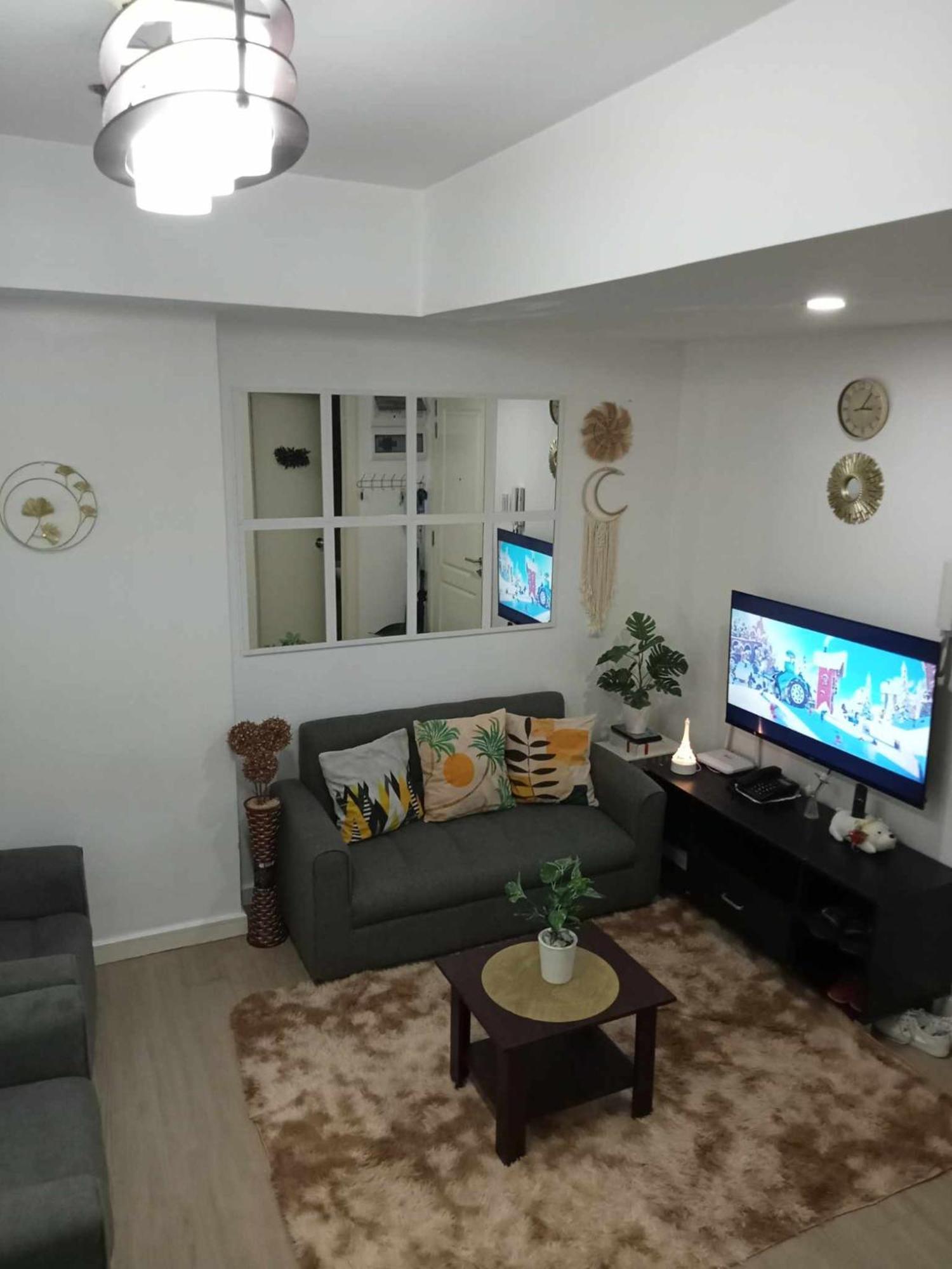 Riel's Condotel In Azure Beach Residences *