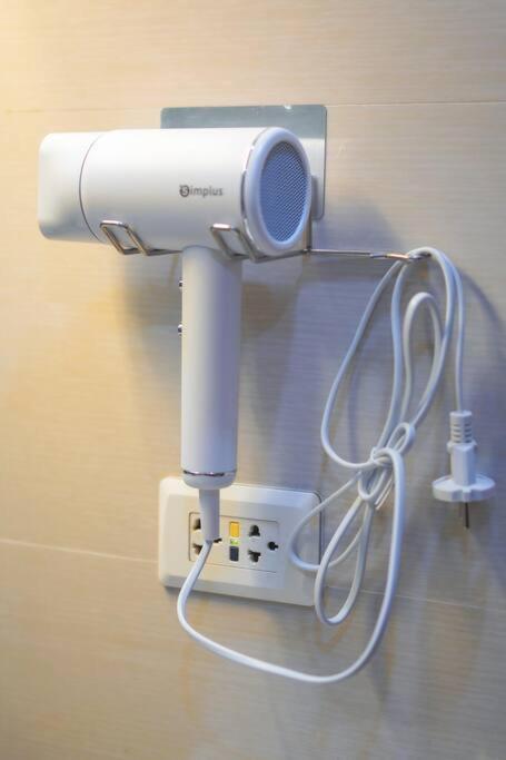 Eastwood Legrand 3 - Mowai Manila