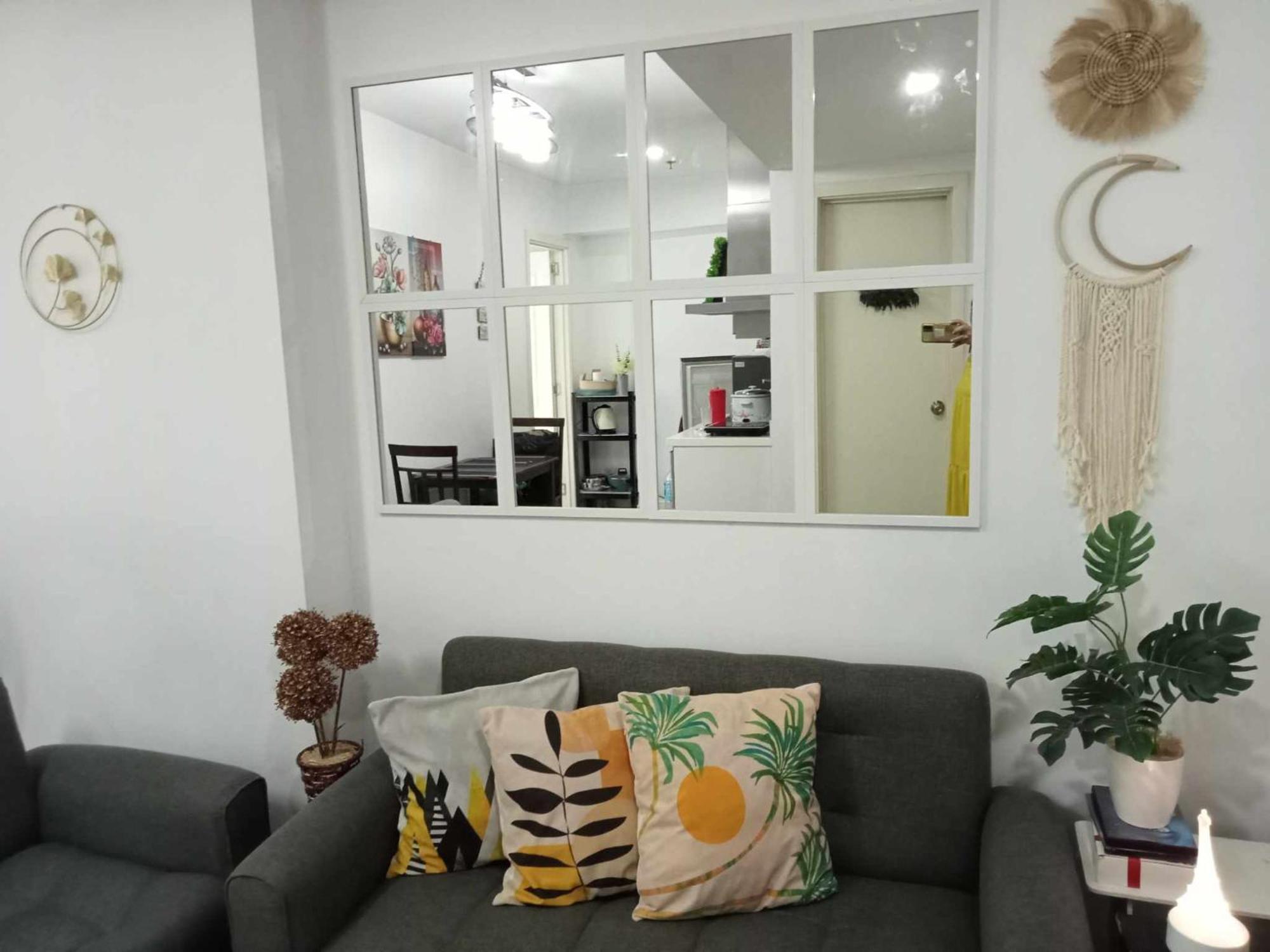 Residences In Azure Condominium Paranaque City Metro Aparthotel