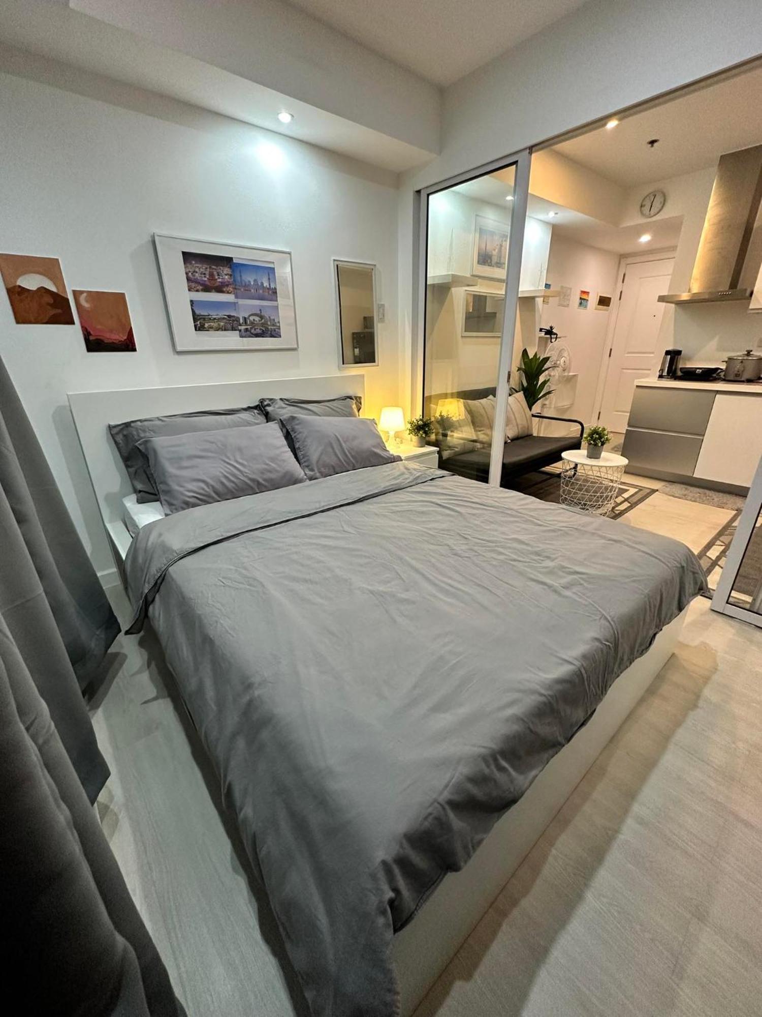 Residences In Azure Condominium Paranaque City Metro Manila