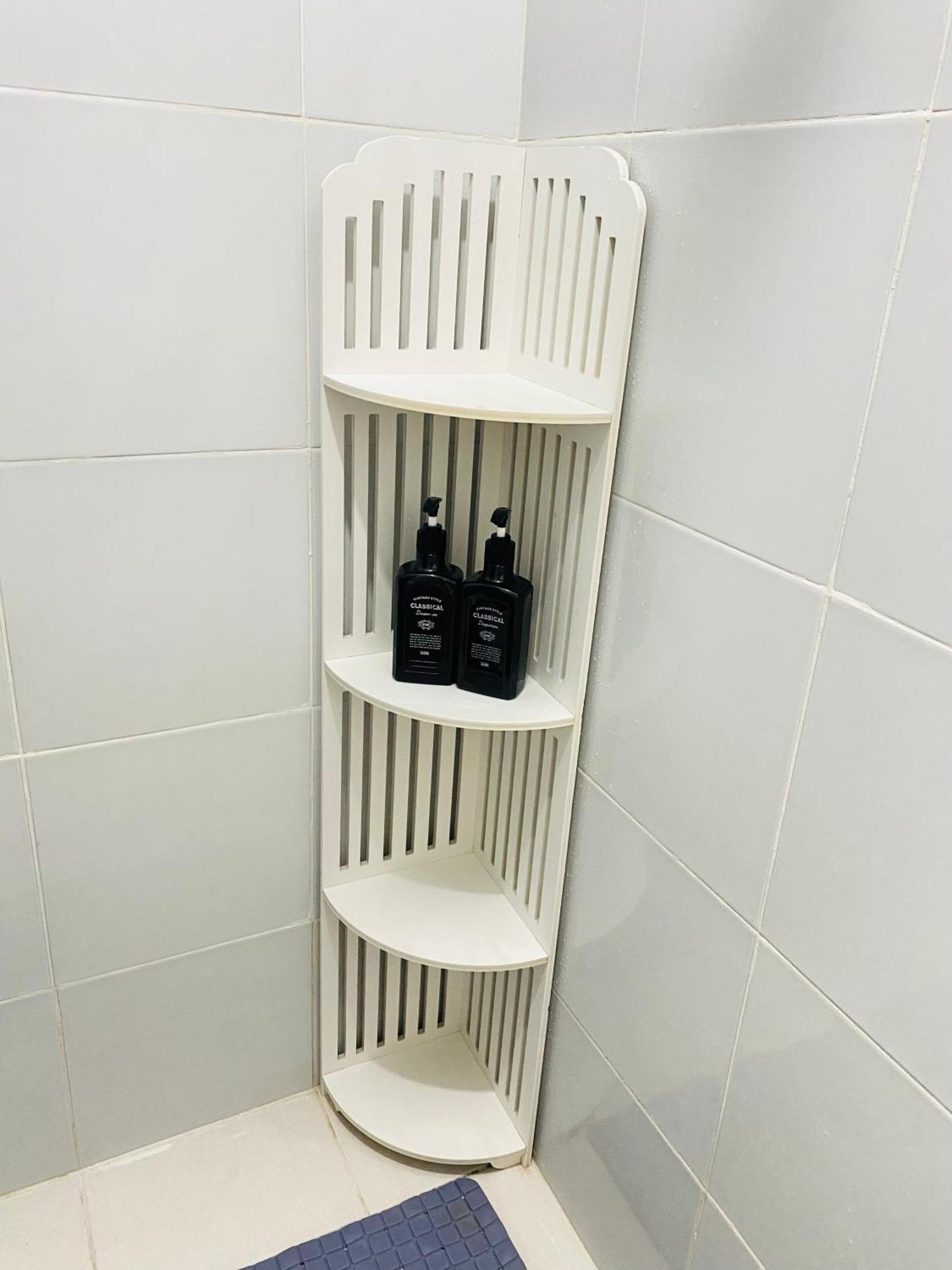 Cozy With Balcony Netflix Free Access To Pool And Gym 100mbps *