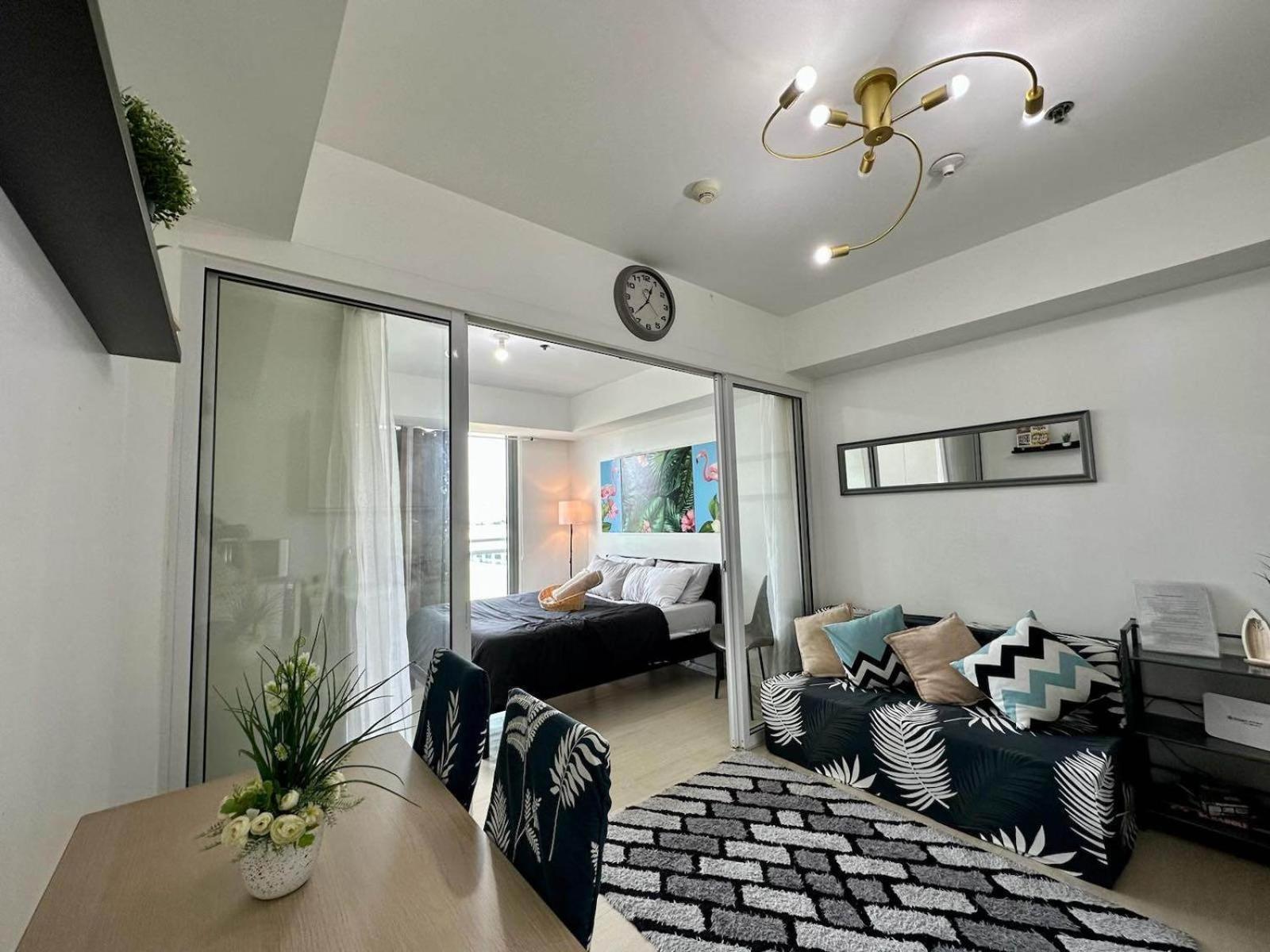 Aparthotel Residences In Azure Condominium Paranaque City Metro Manila