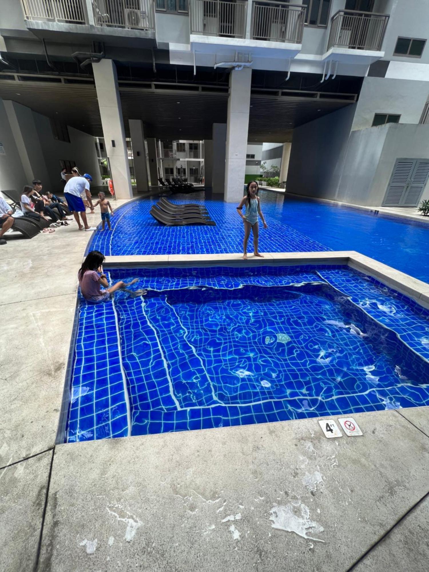 Apartment Urban Oasis: Prime With Airport Convenience Manila