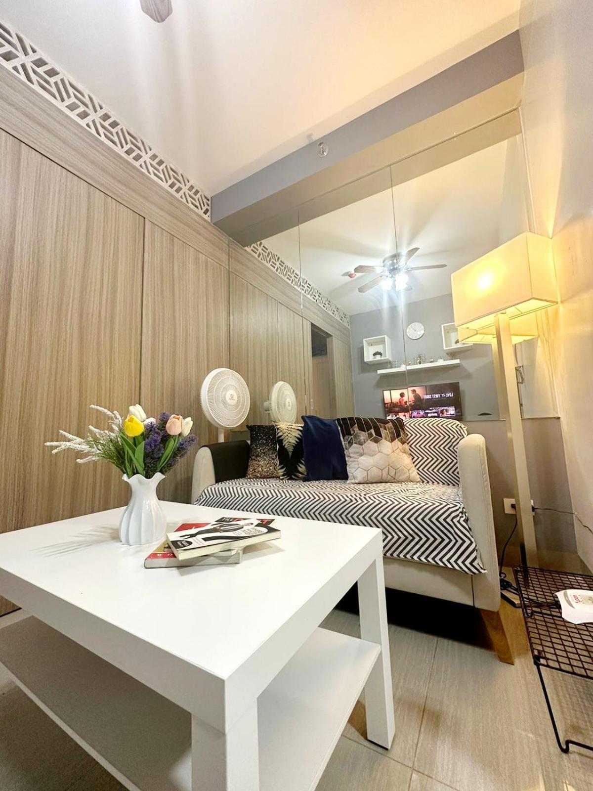 Fully Equipped 1br At Shore2 Near To Moa Apartment Manila