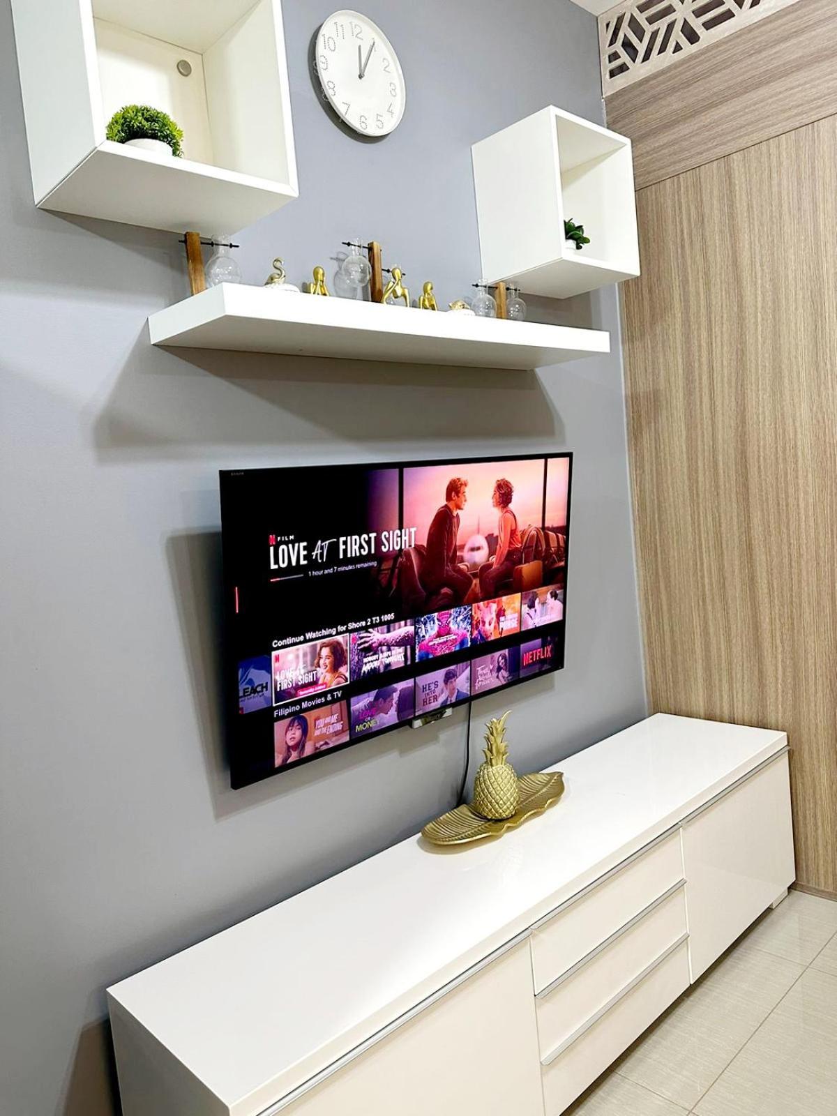 Fully Equipped 1br At Shore2 Near To Moa Apartment Manila