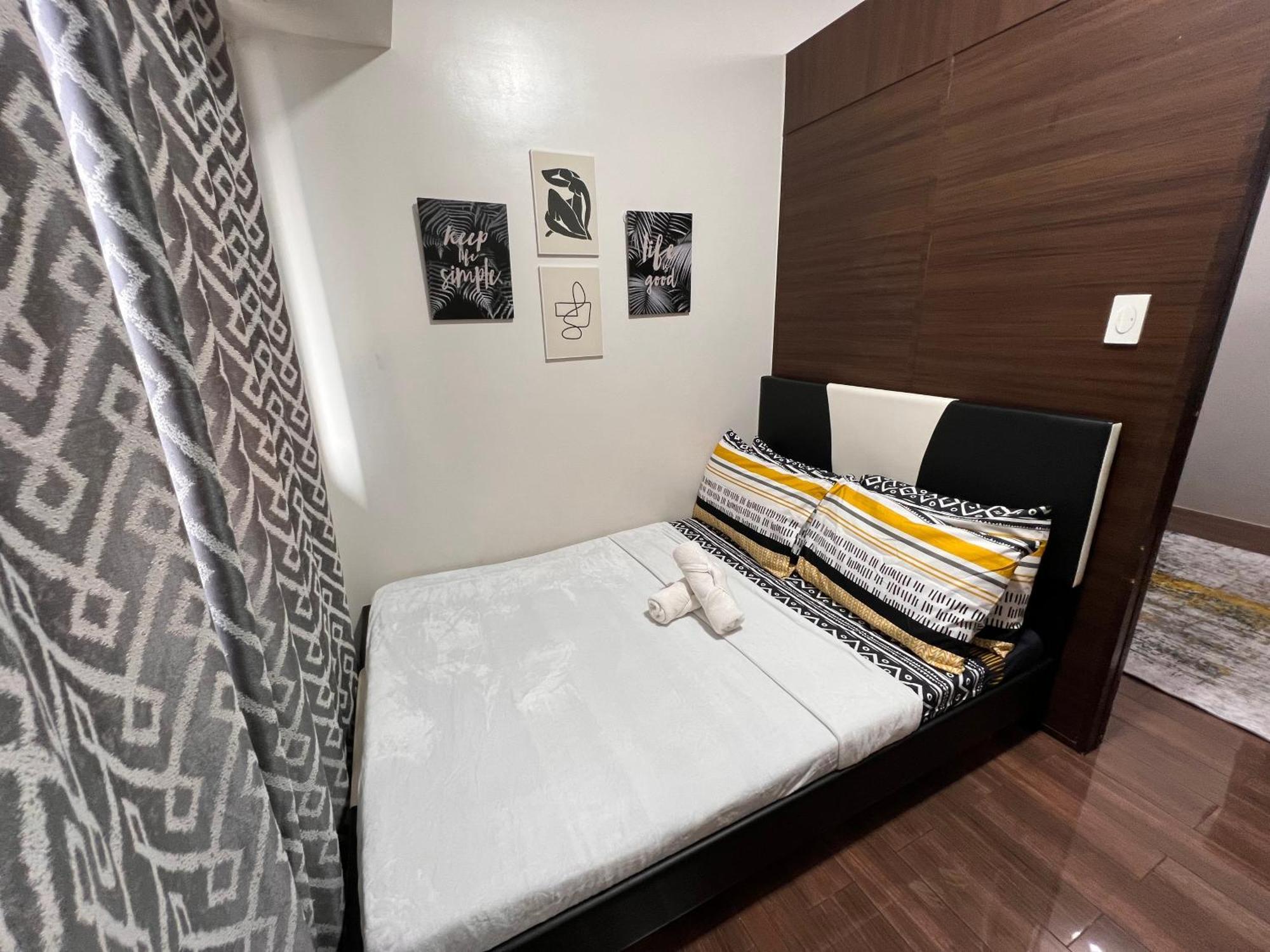 Air Residences - 1bedroom Unit With Balcony - Wifi & Netflix Apartment *