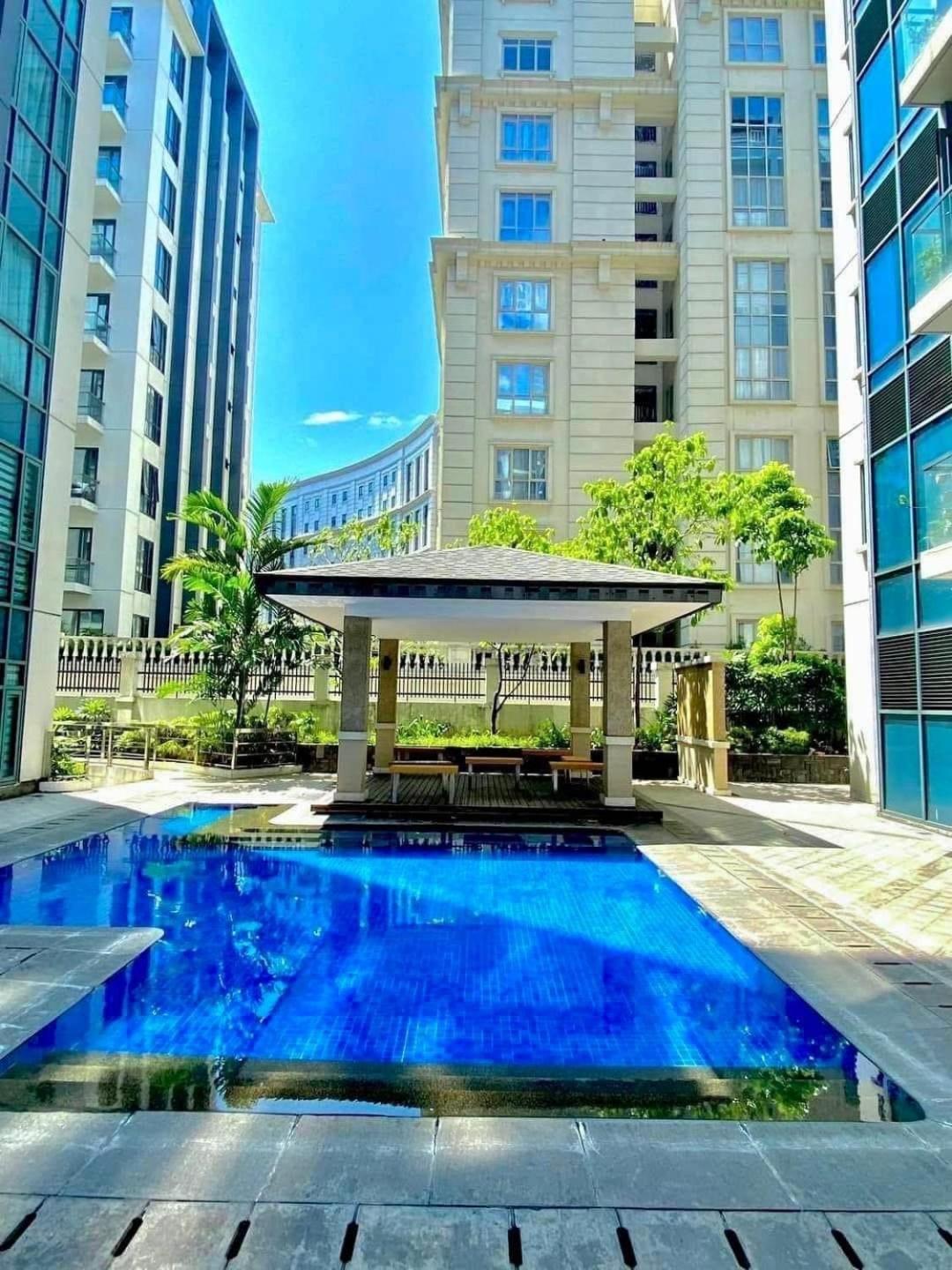 Zoe Amarah Condotel Infront Of Airport Naia 3 Aparthotel