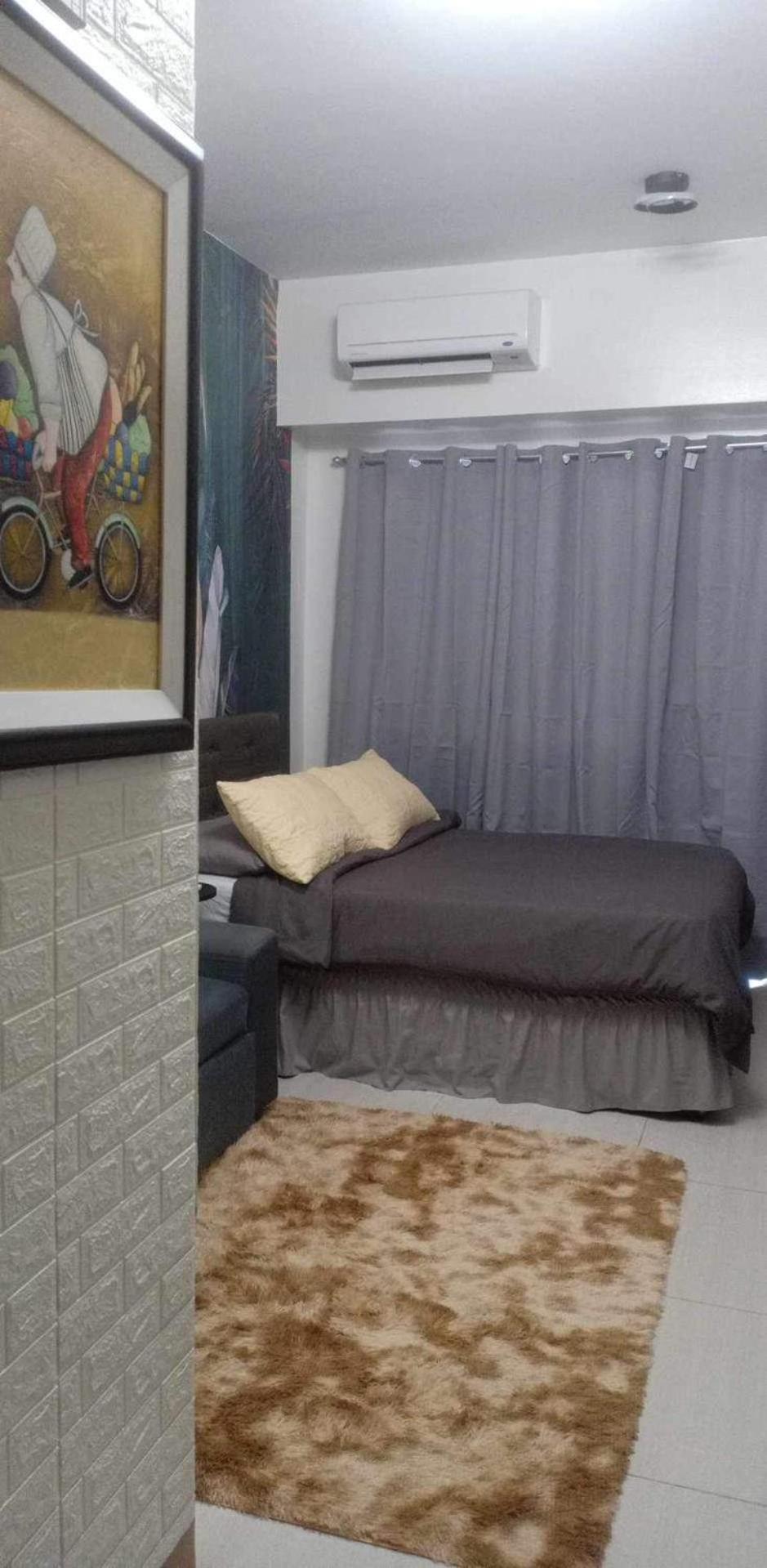 Comfy Unit With Wi-fi, Pinas City, Parking Rent Optional Manila
