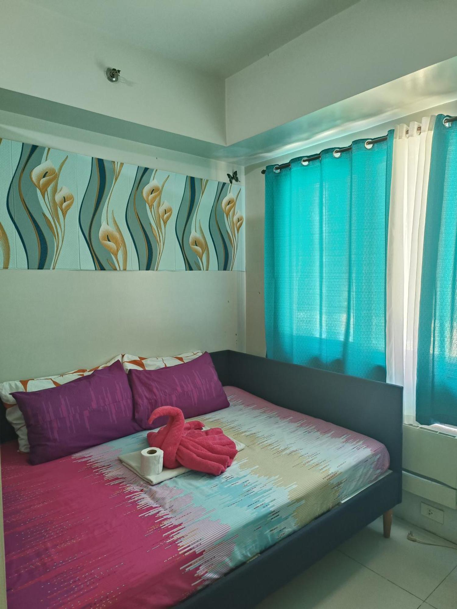 Amigo's Place At Sea Residences Manila