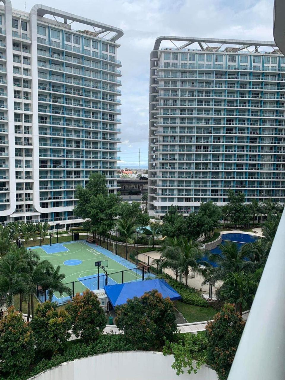 Aparthotel Riel's Condotel In Azure Beach Residences