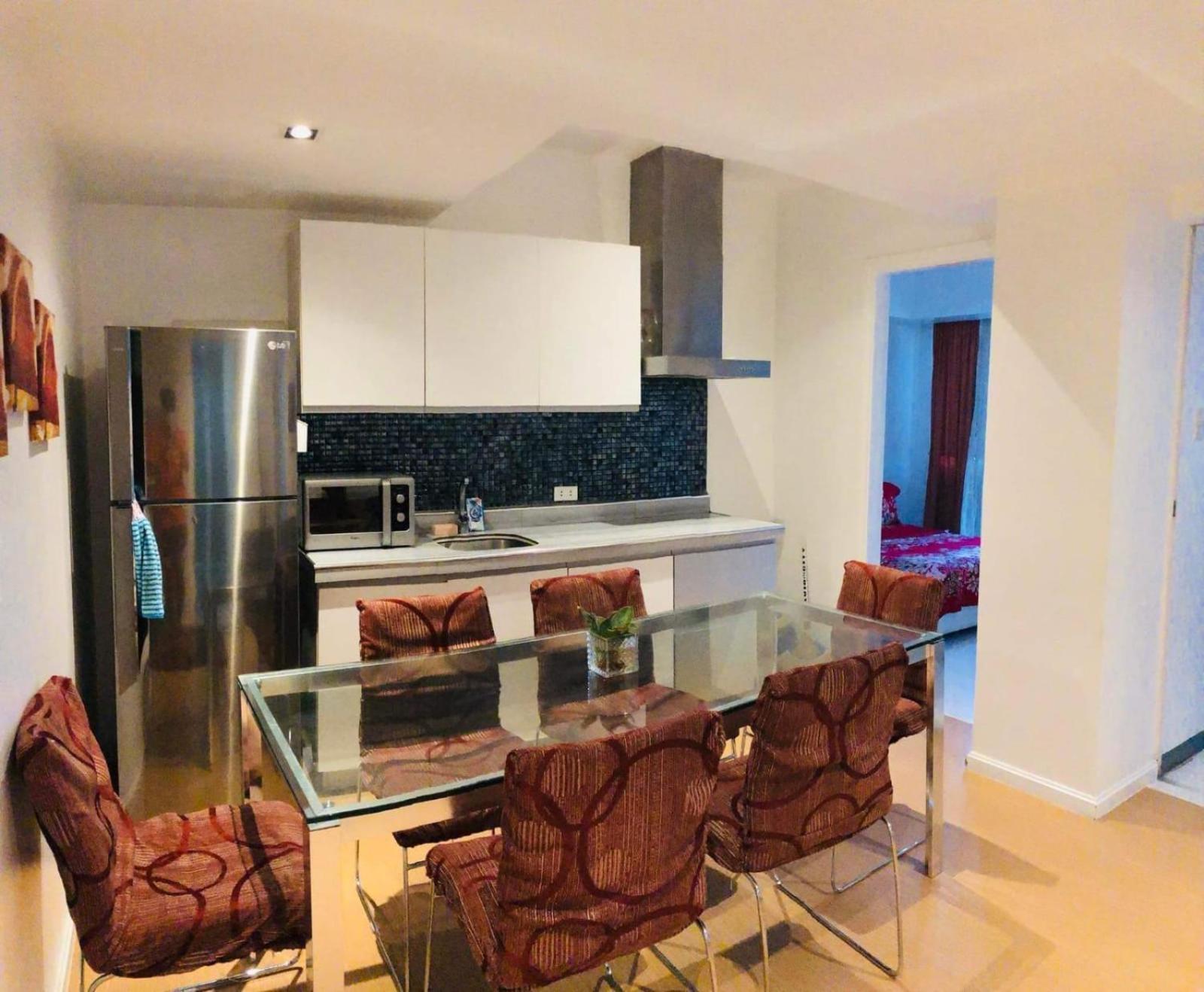Residences In Azure Condominium Paranaque City Metro Aparthotel