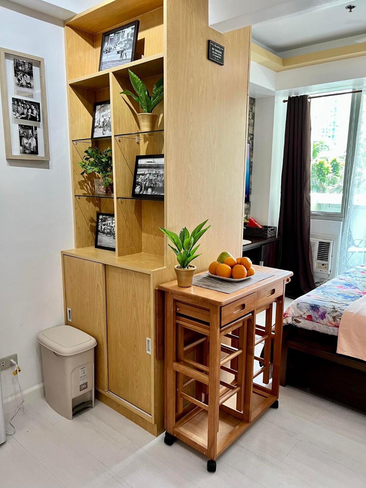 Residences In Azure Condominium Paranaque City Metro Aparthotel *