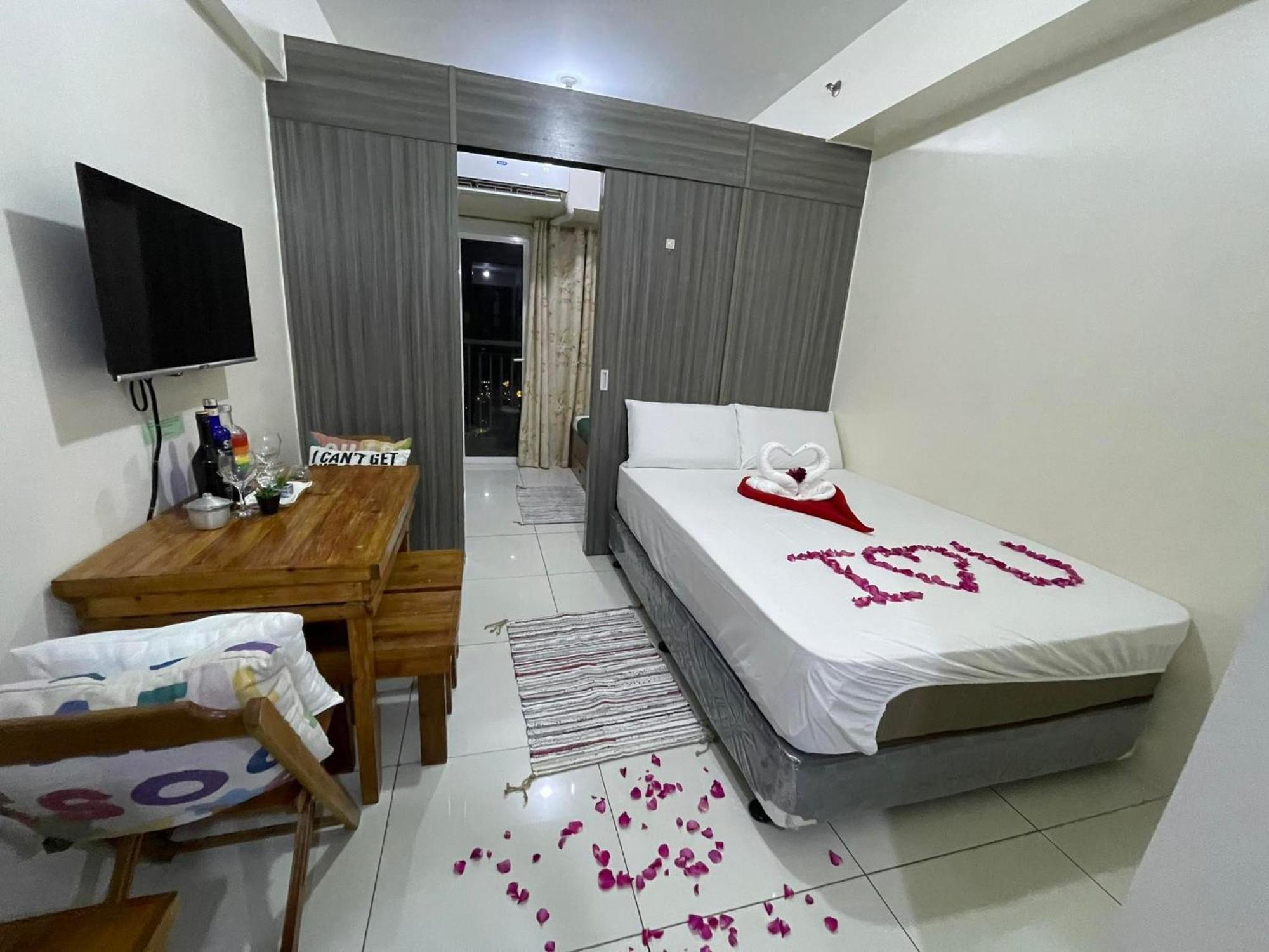 Residences Staycation By Pbyy Manila