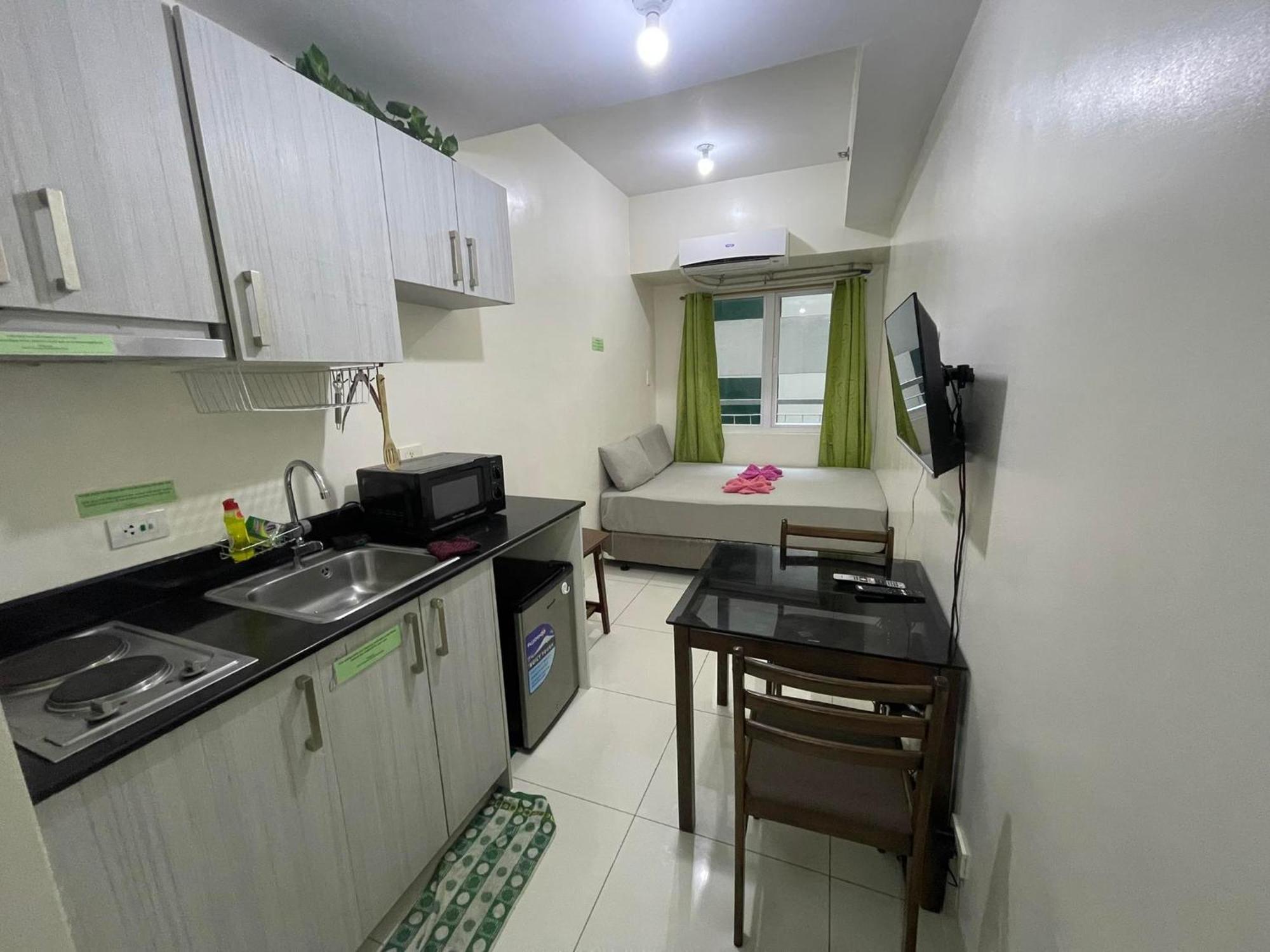 Residences Staycation By Pbyy Manila