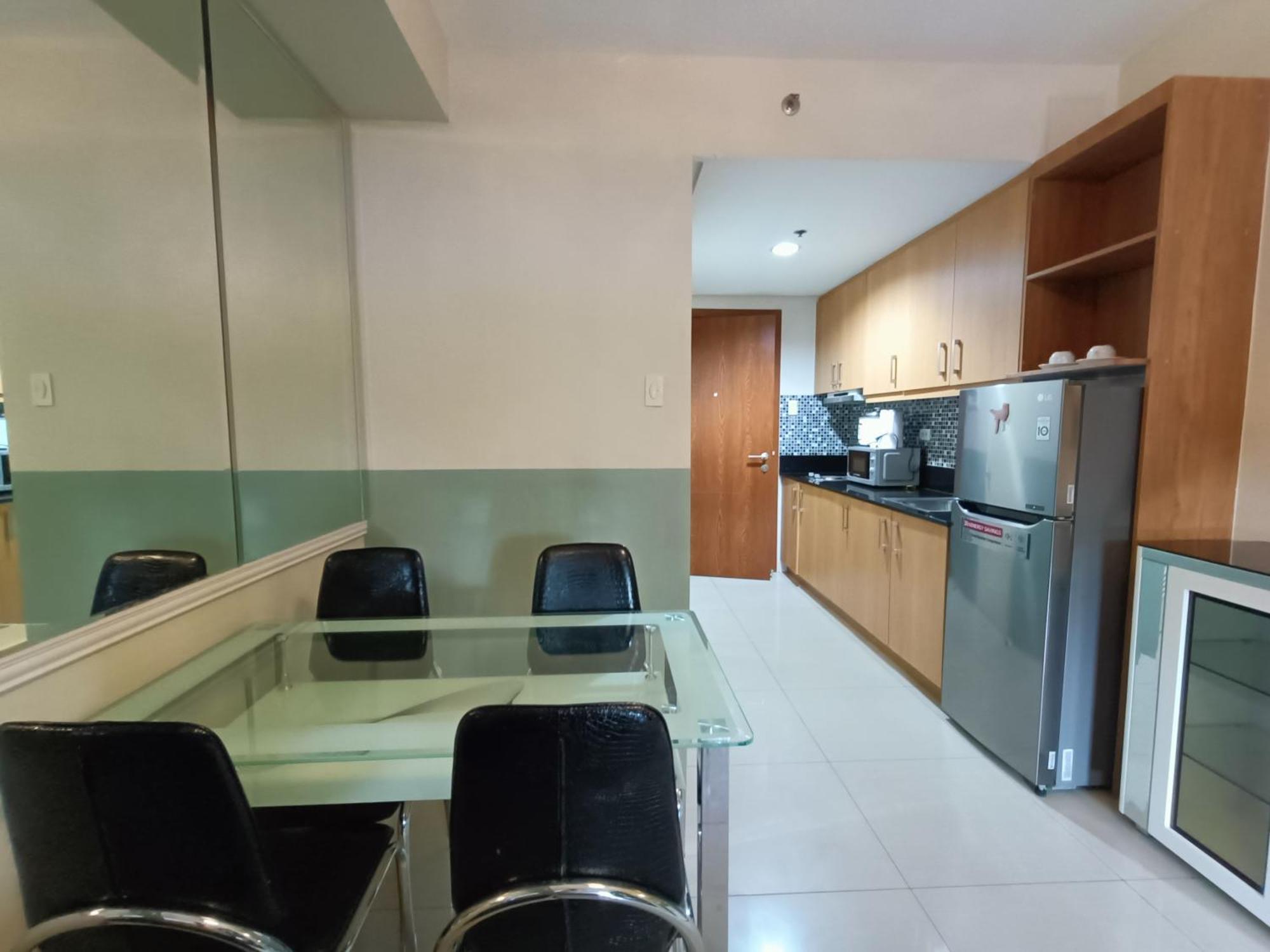 Premiere Haven At Shell Residences Apartment