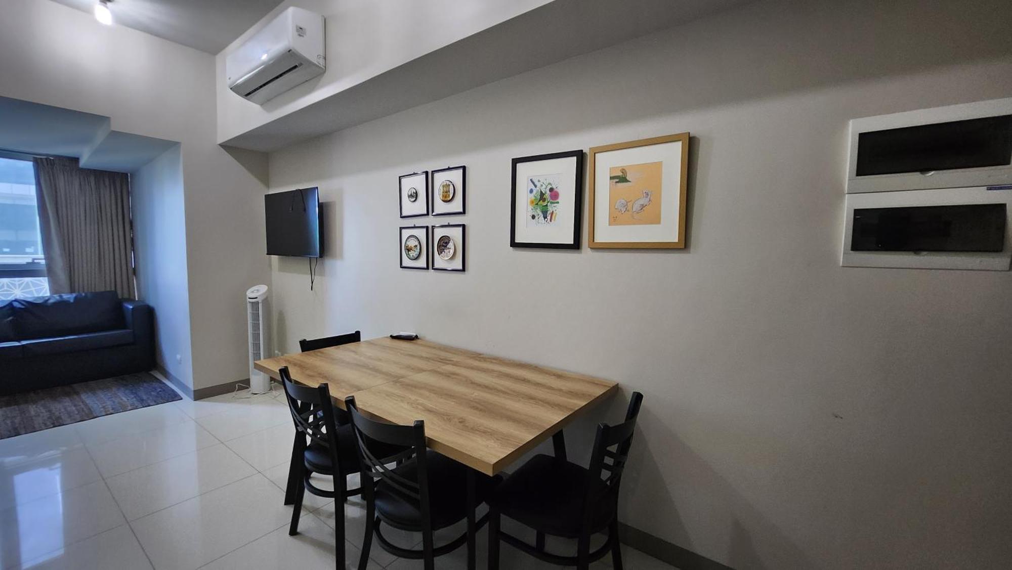 Apartment Bgc Uptown Mall