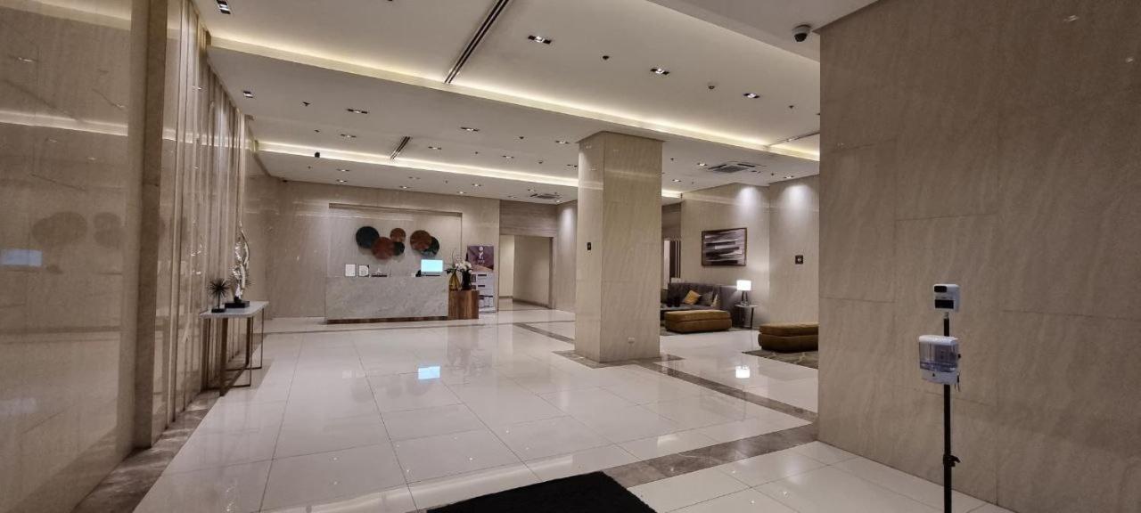 Ms Familyroom-300mbps-netflix-naiat3-resortword-savoy * Manila