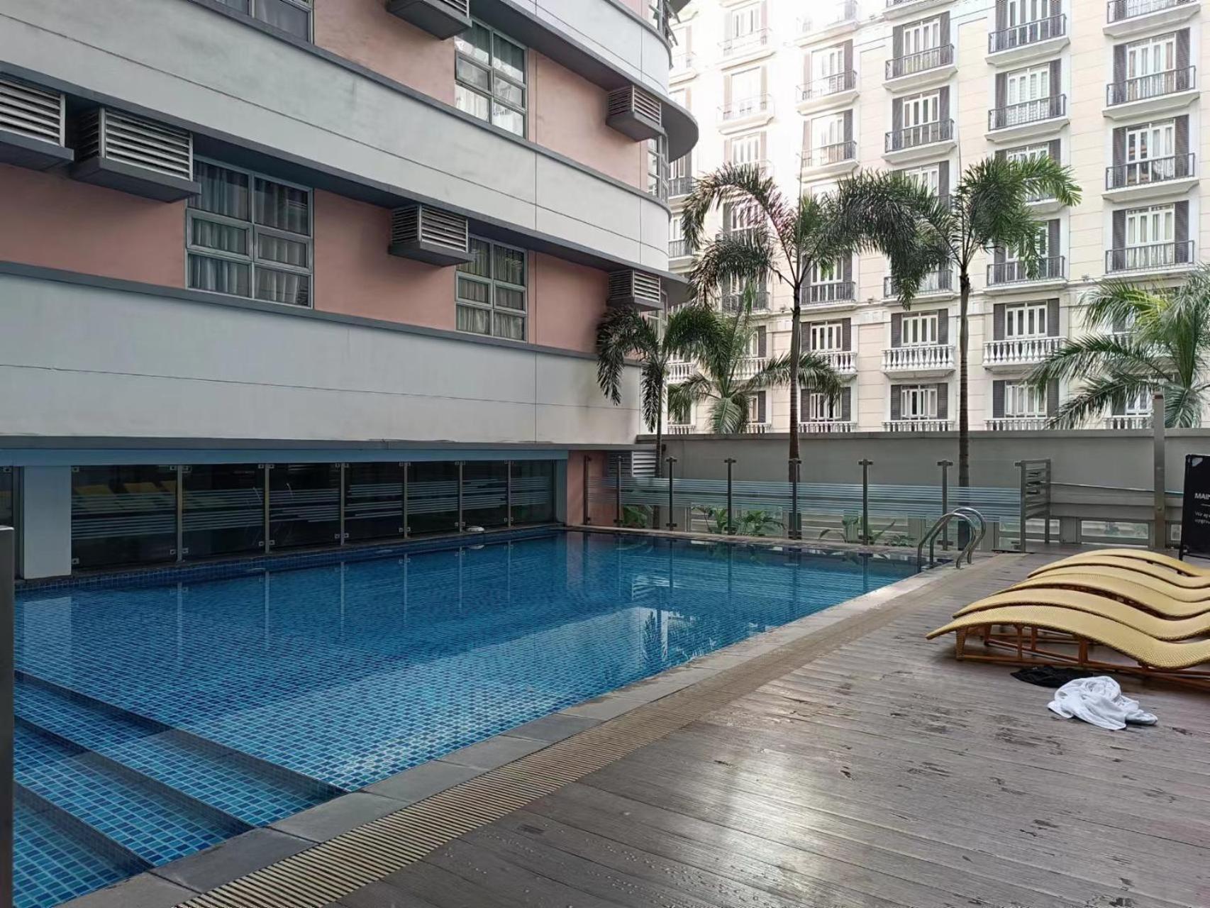 Ms Familyroom-300mbps-netflix-naiat3-resortword-savoy *