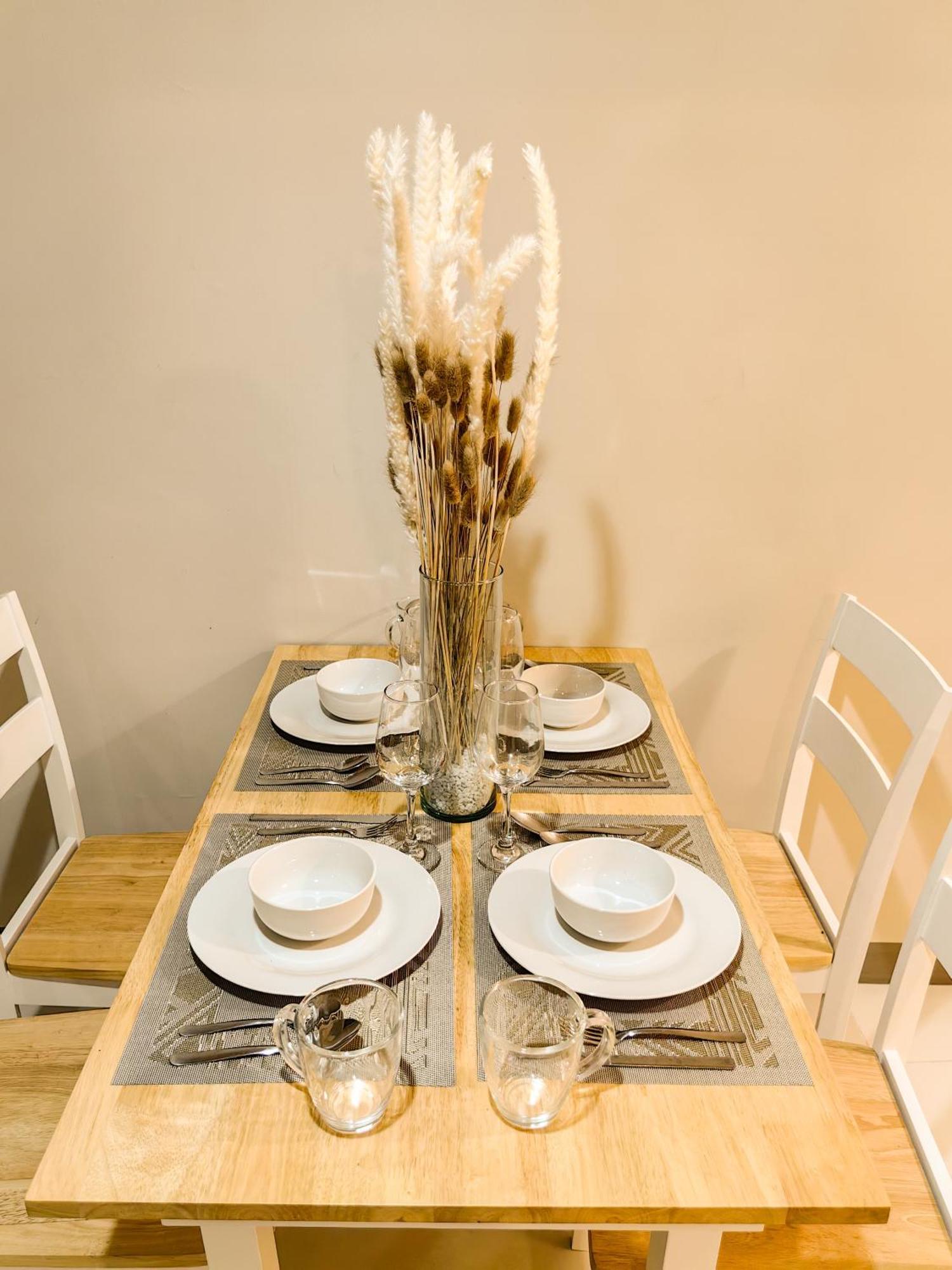 Apartment Glamorous 3br In Uptown Bgc W/bathtub *