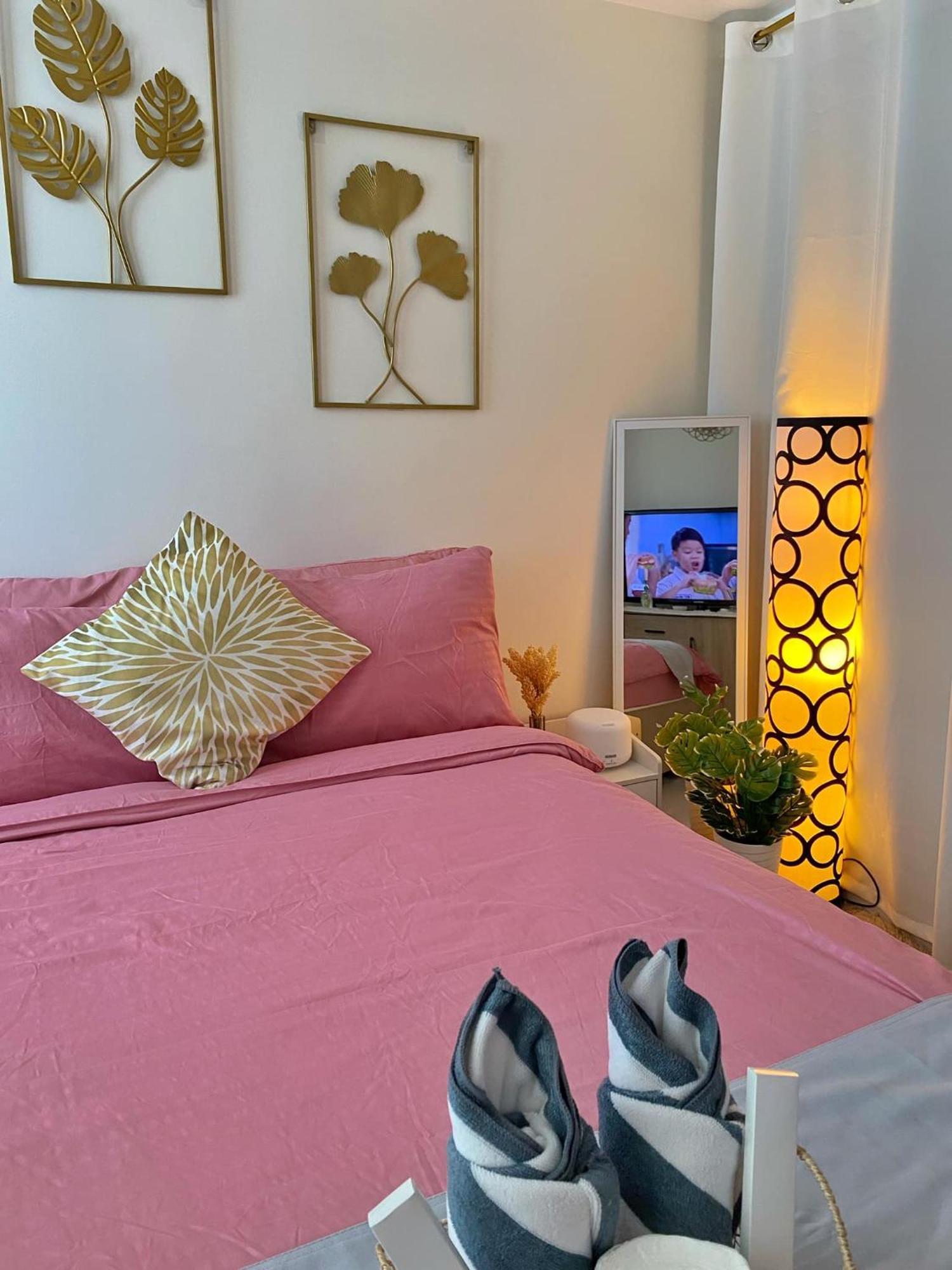 Residences In Azure Condominium Paranaque City Metro *