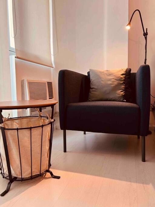 One Elegant 1bhk With View In Azure Urban And Residences *