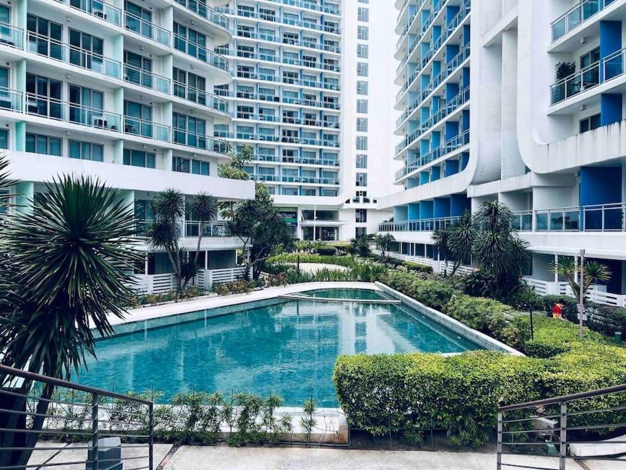 Apartment One Elegant 1bhk With View In Azure Urban And Residences *