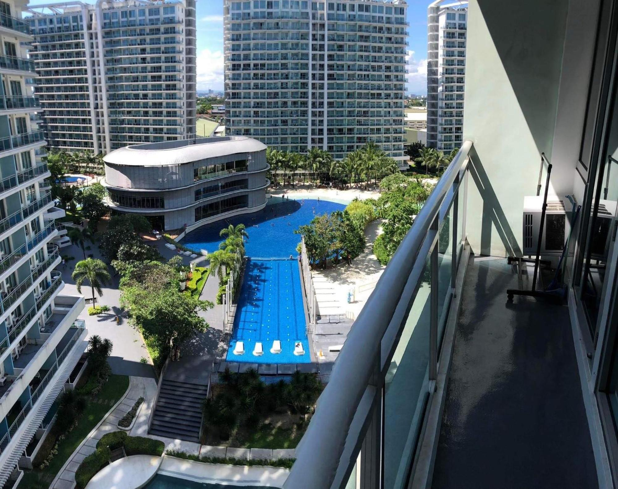 Riel's Condotel In Azure Beach Residences Aparthotel Manila