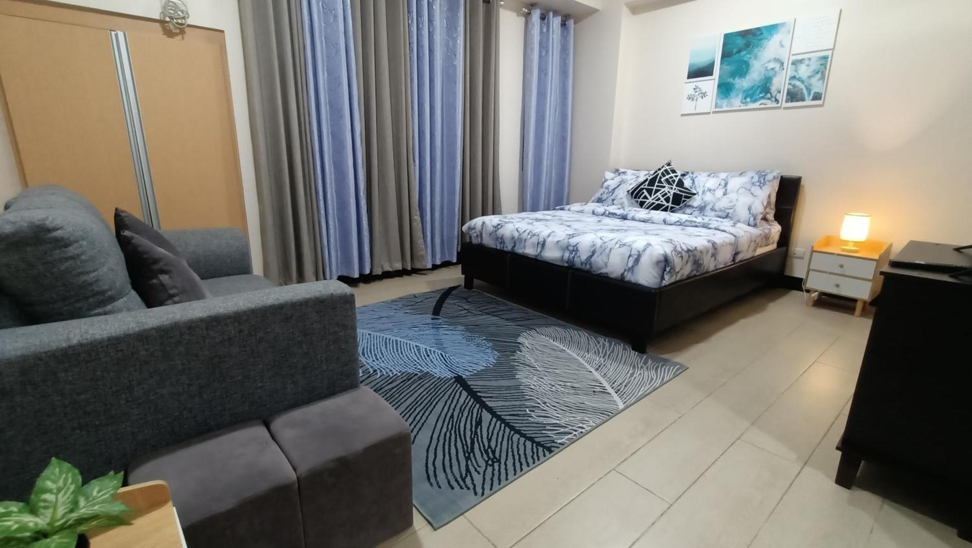 Hilanders Condotel Across Terminal 3 Manila