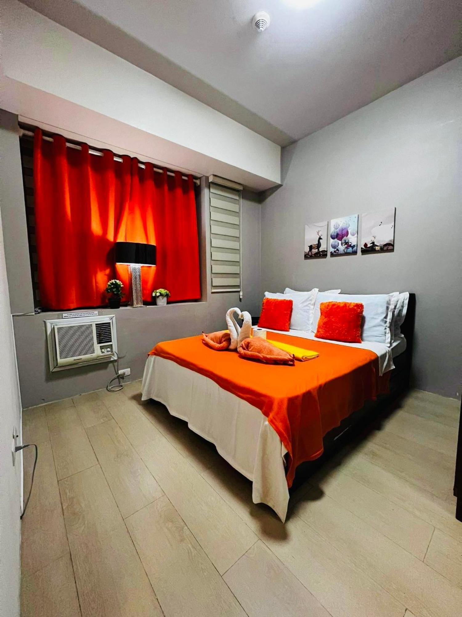 Apartment One Palm Tree - 10th-o Fl With Balcony - Across Terminal 3 Airport *