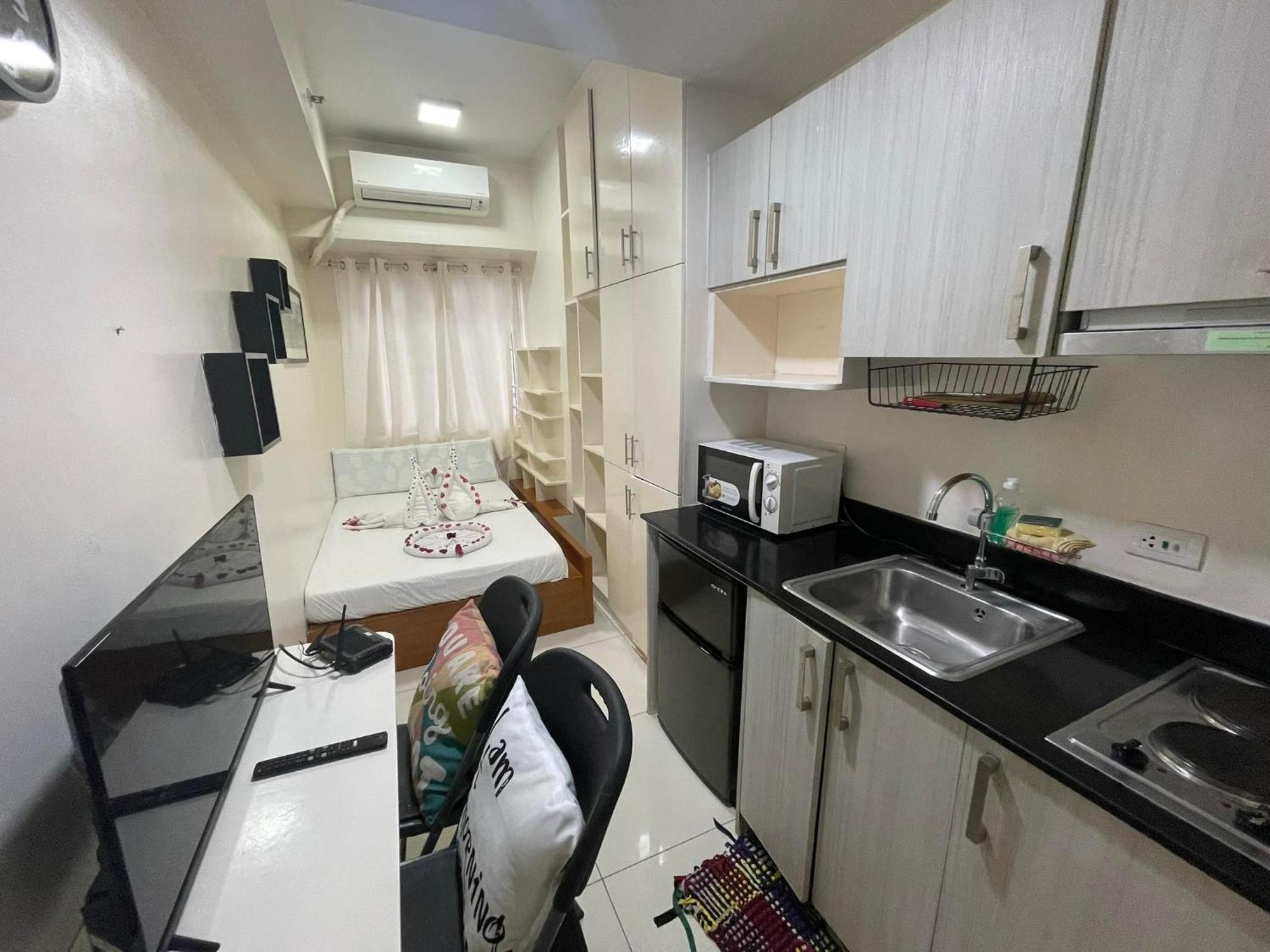 Residences By Pbyy Apartment Manila