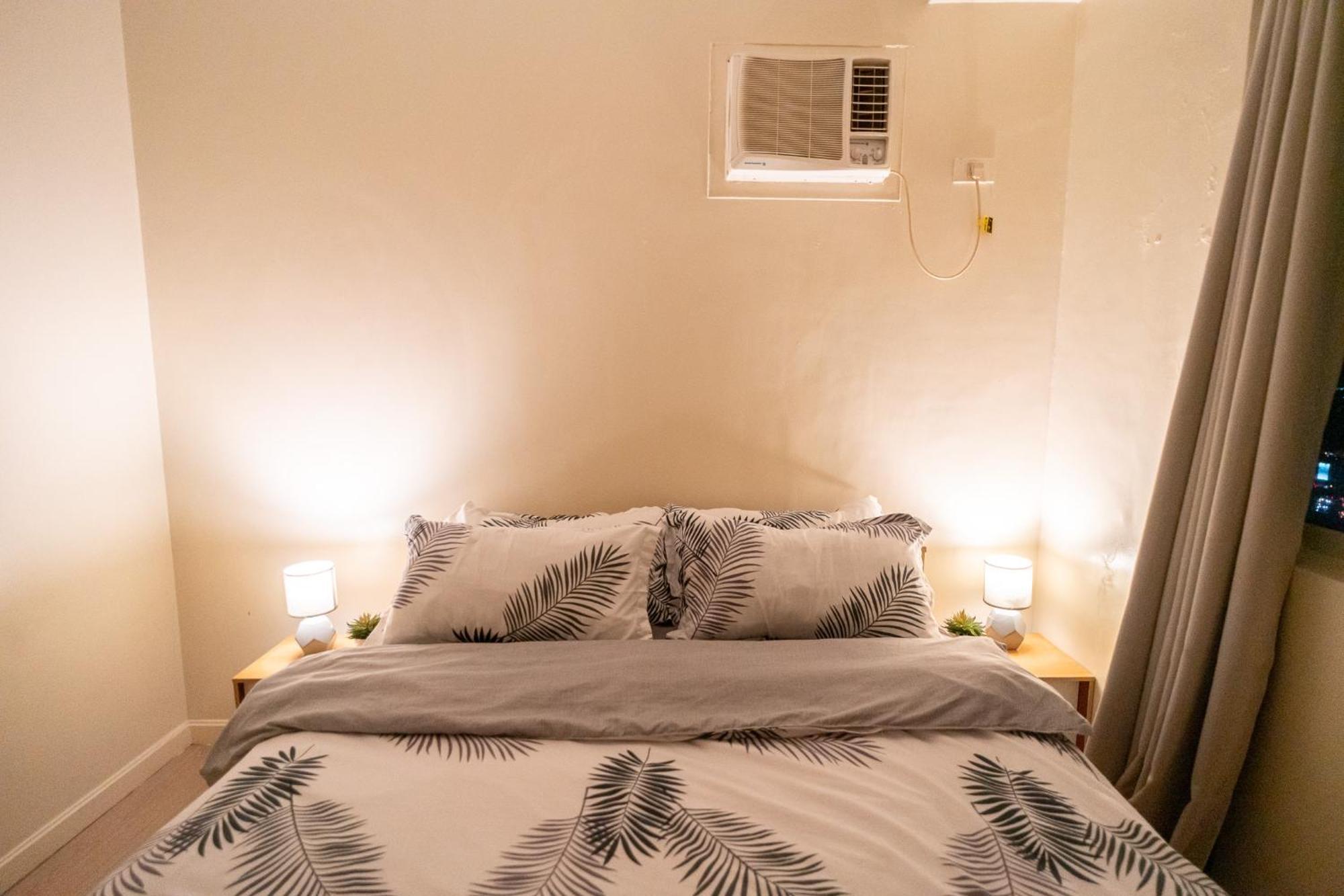 Apartment A2j Luxury 2br Bgc Near Sm Aura, Market2x