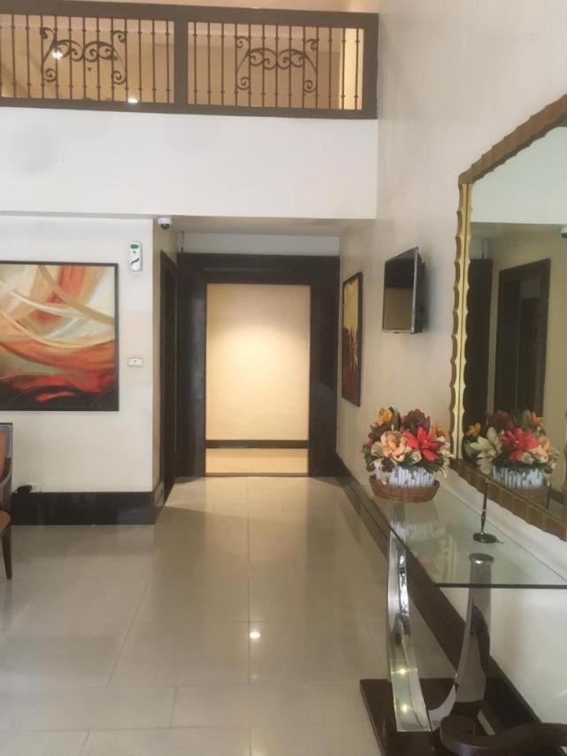 1br At Montecito Newport Residential Across Naia And Marriott