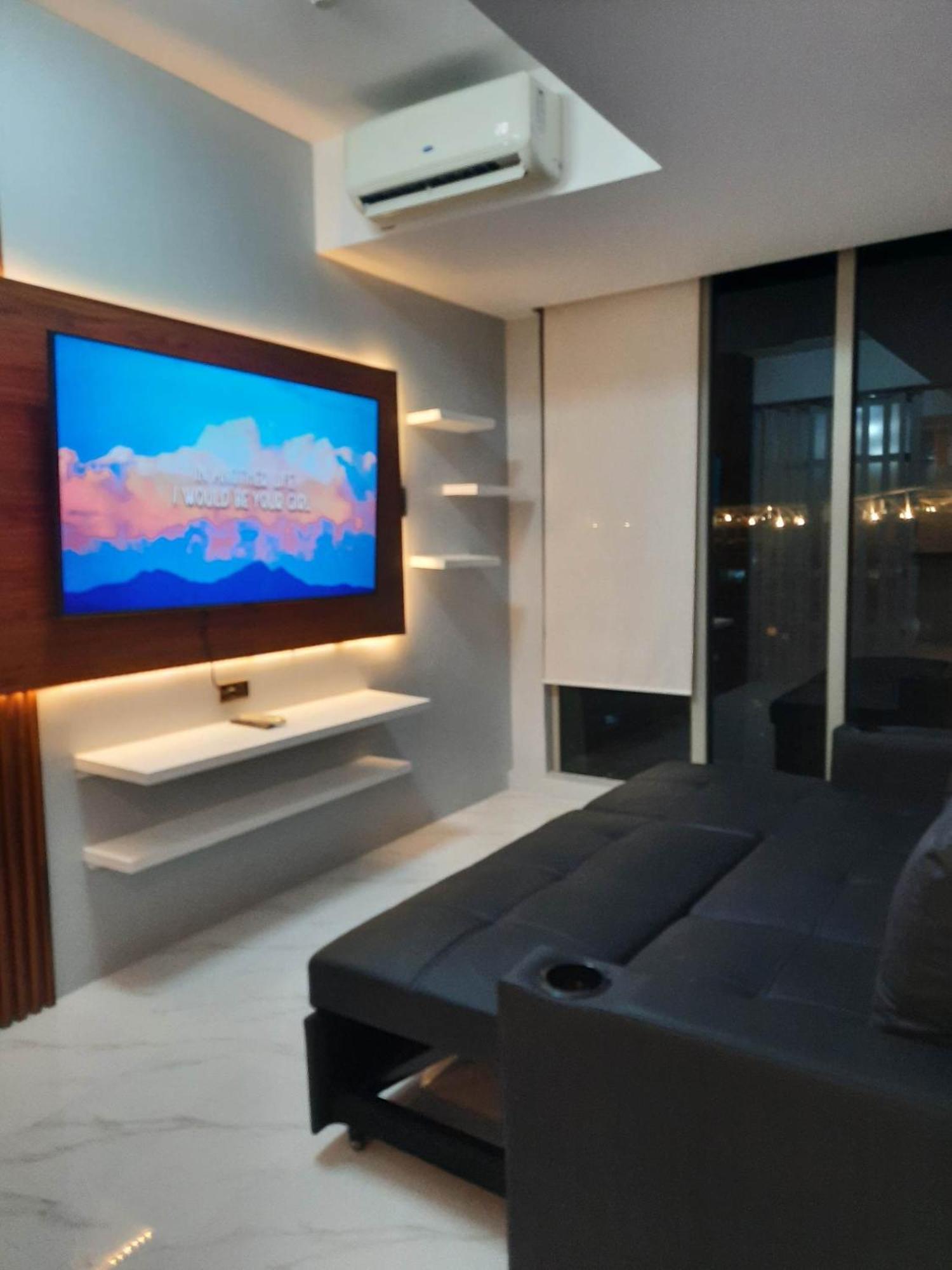 Beach Front Living In The Heart Of The City, Azure Residences * Manila