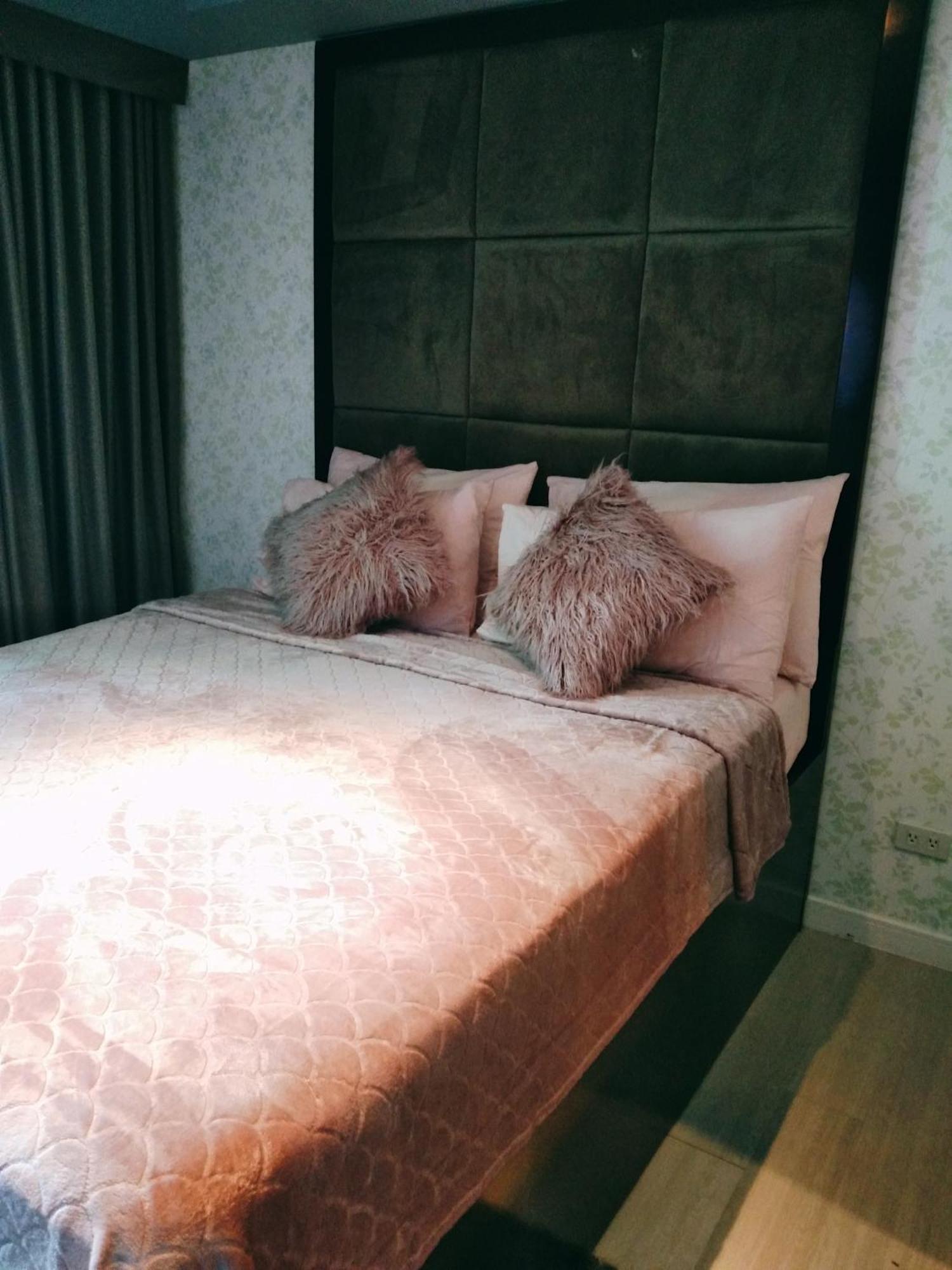 Azure Beach Residences Staycation Aparthotel