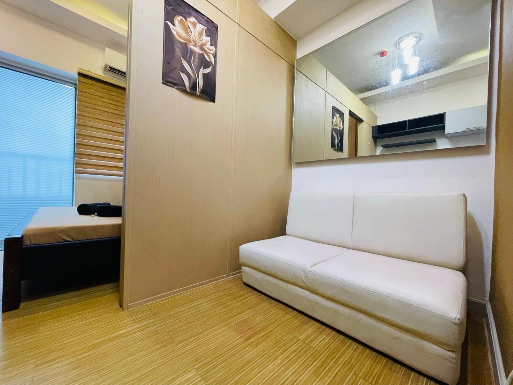 Grace Residences 1bedroom W/ Balcony Near Bgc + Netflix Manila
