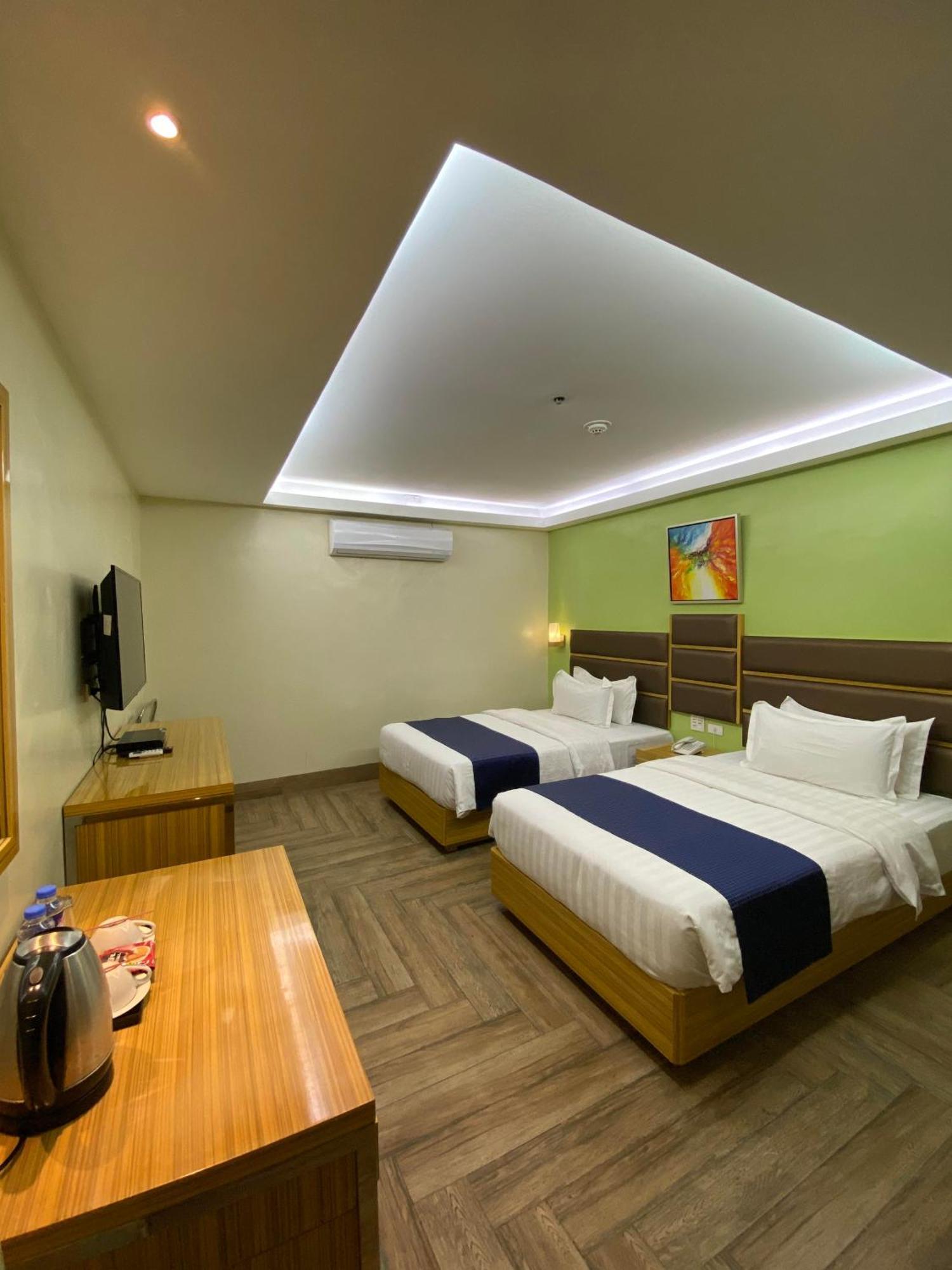 Sun Star Grand Hotel