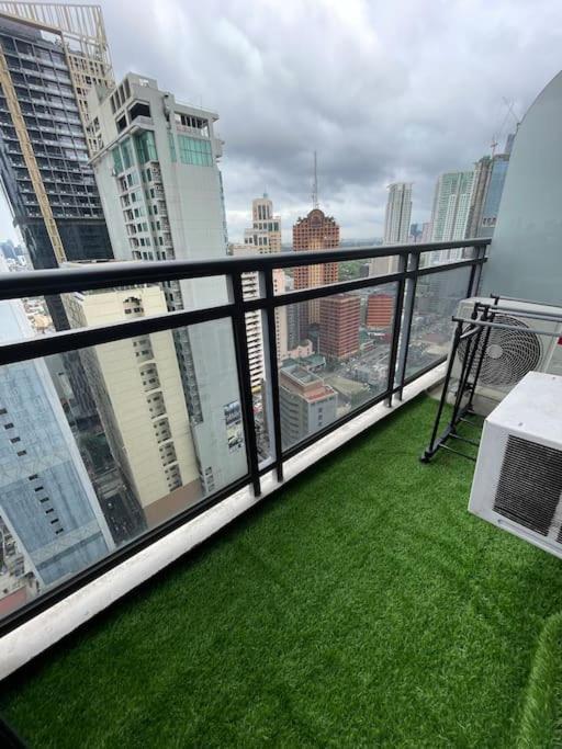 Lovely & Stylish 2br At The Gramercy Makati Manila