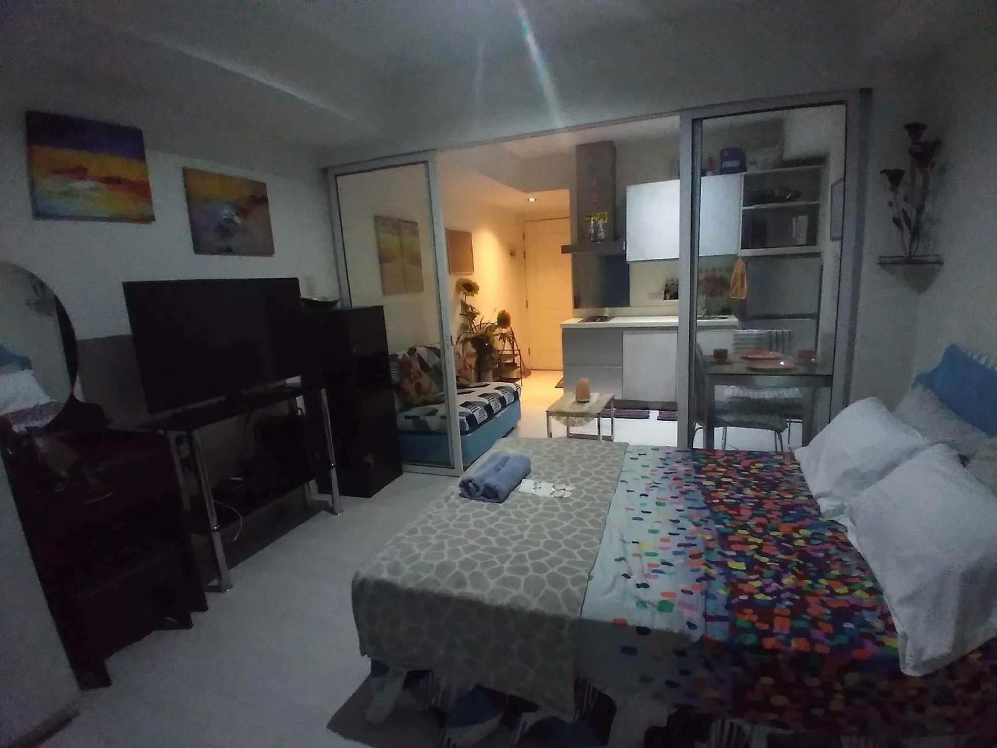 Residences In Azure Condominium Paranaque City Metro Aparthotel Manila