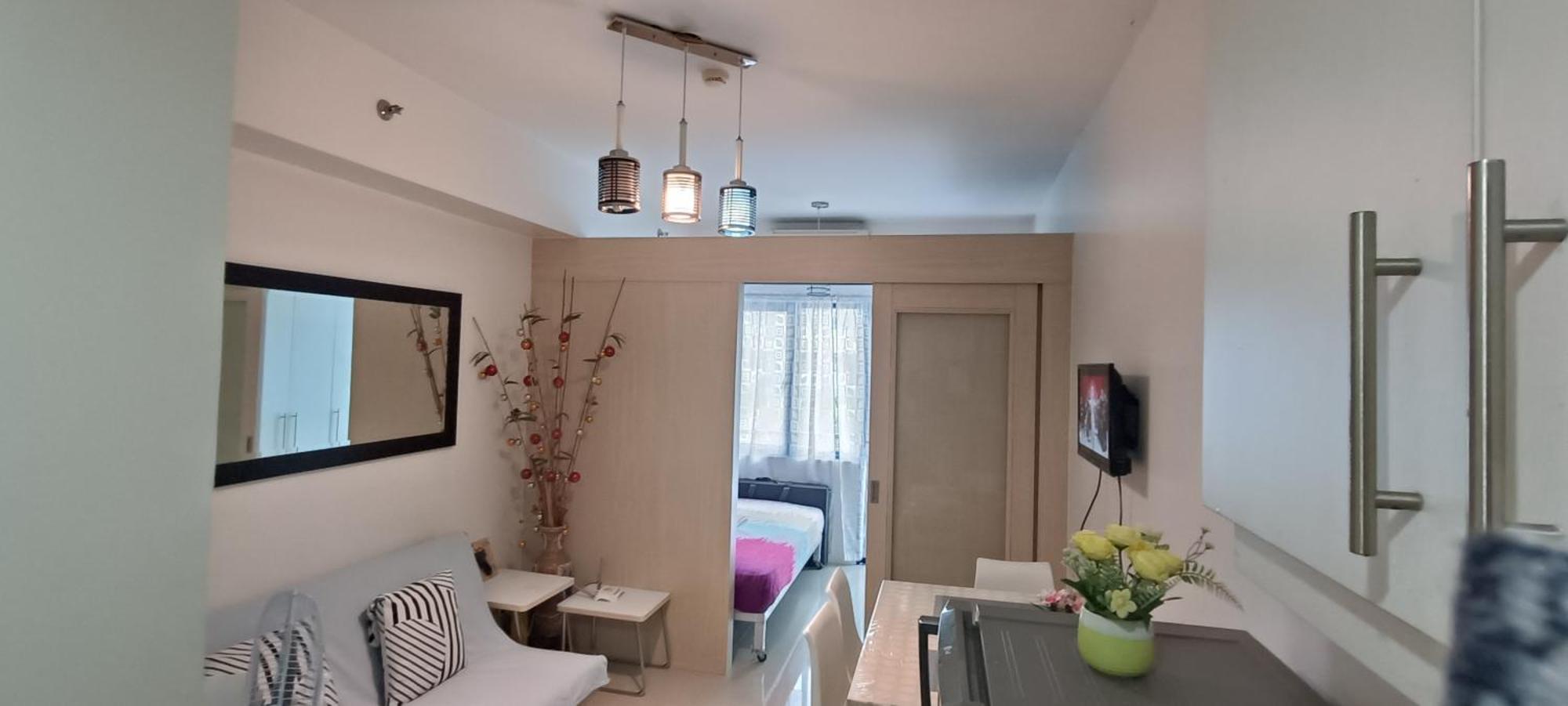 Apartment Amigo's Place At Sea Residences