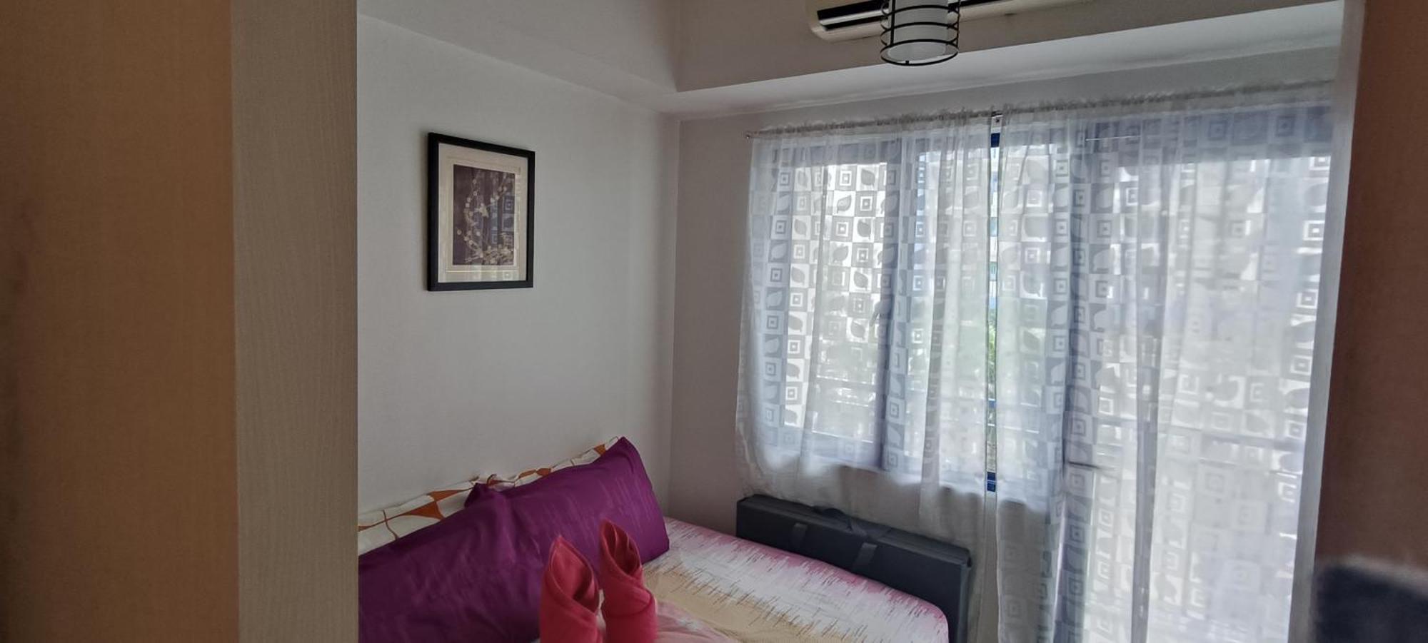 Amigo's Place At Sea Residences Manila