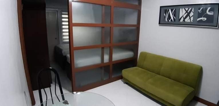 2 Separate Units, 1br On 23rd Flr And 3br Penthouse On 41st Flr In Manila, Near Slec,us Embassy, Mall And Parks With Excellent View *