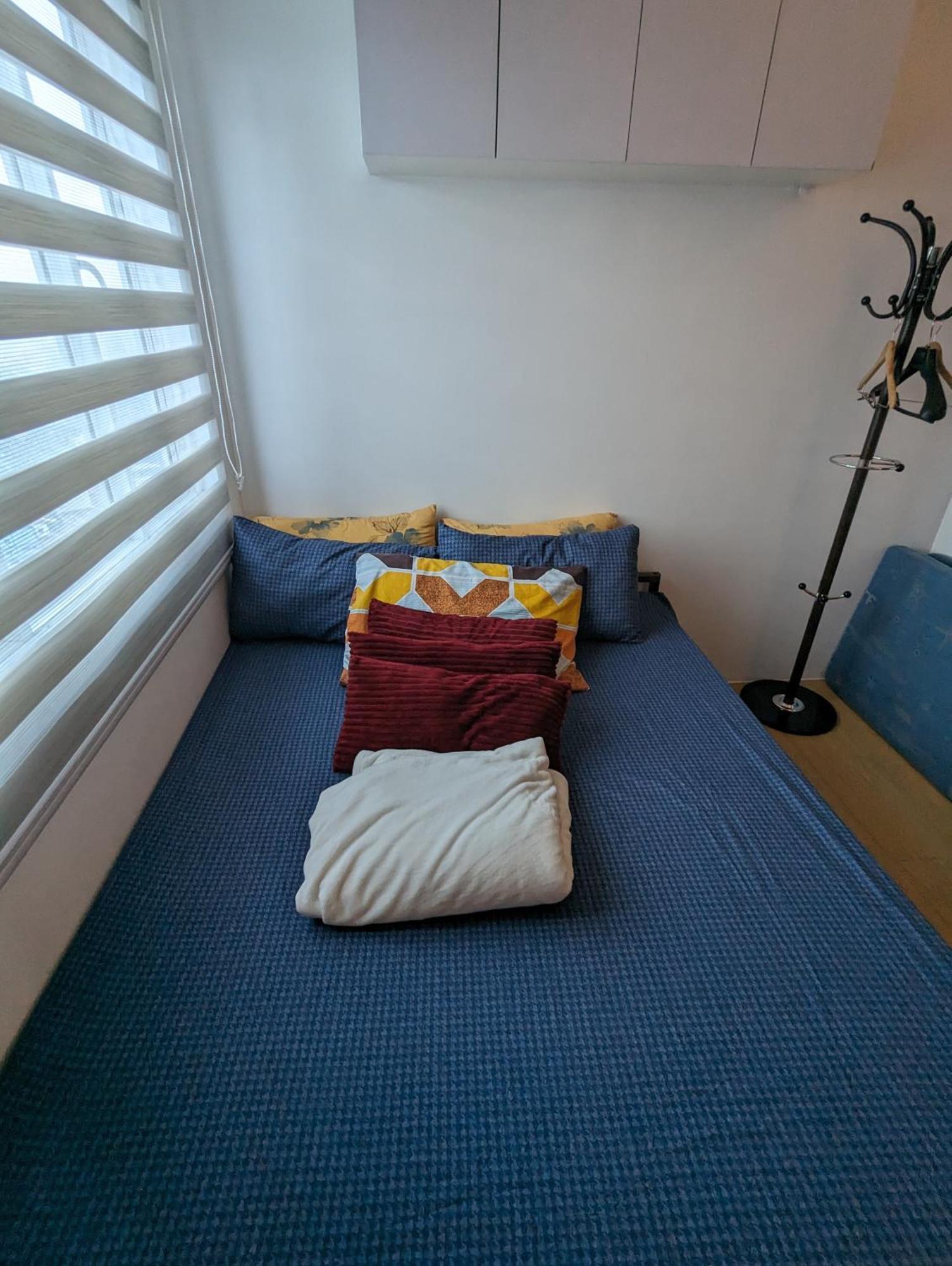 Premium 1br At Mplace Music 50 Inch Tv Pool Pay Extra Manila