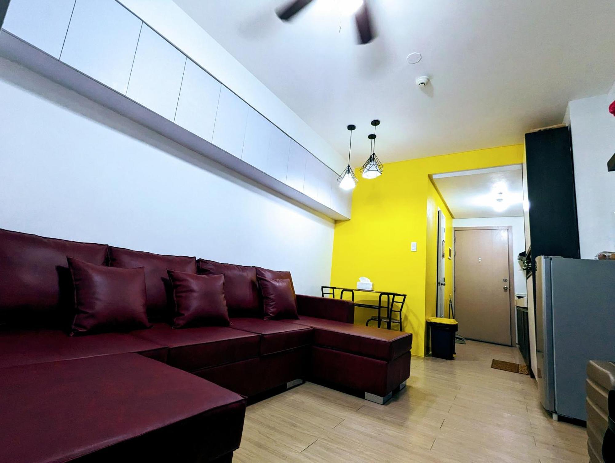 Premium 1br At Mplace Music 50 Inch Tv Pool Pay Extra * Manila