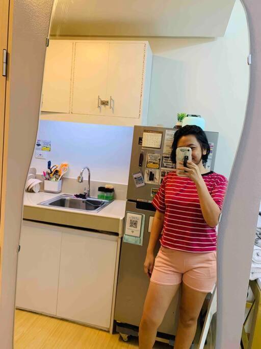 Trees Residences Staycation Evol's Place Apartment Manila