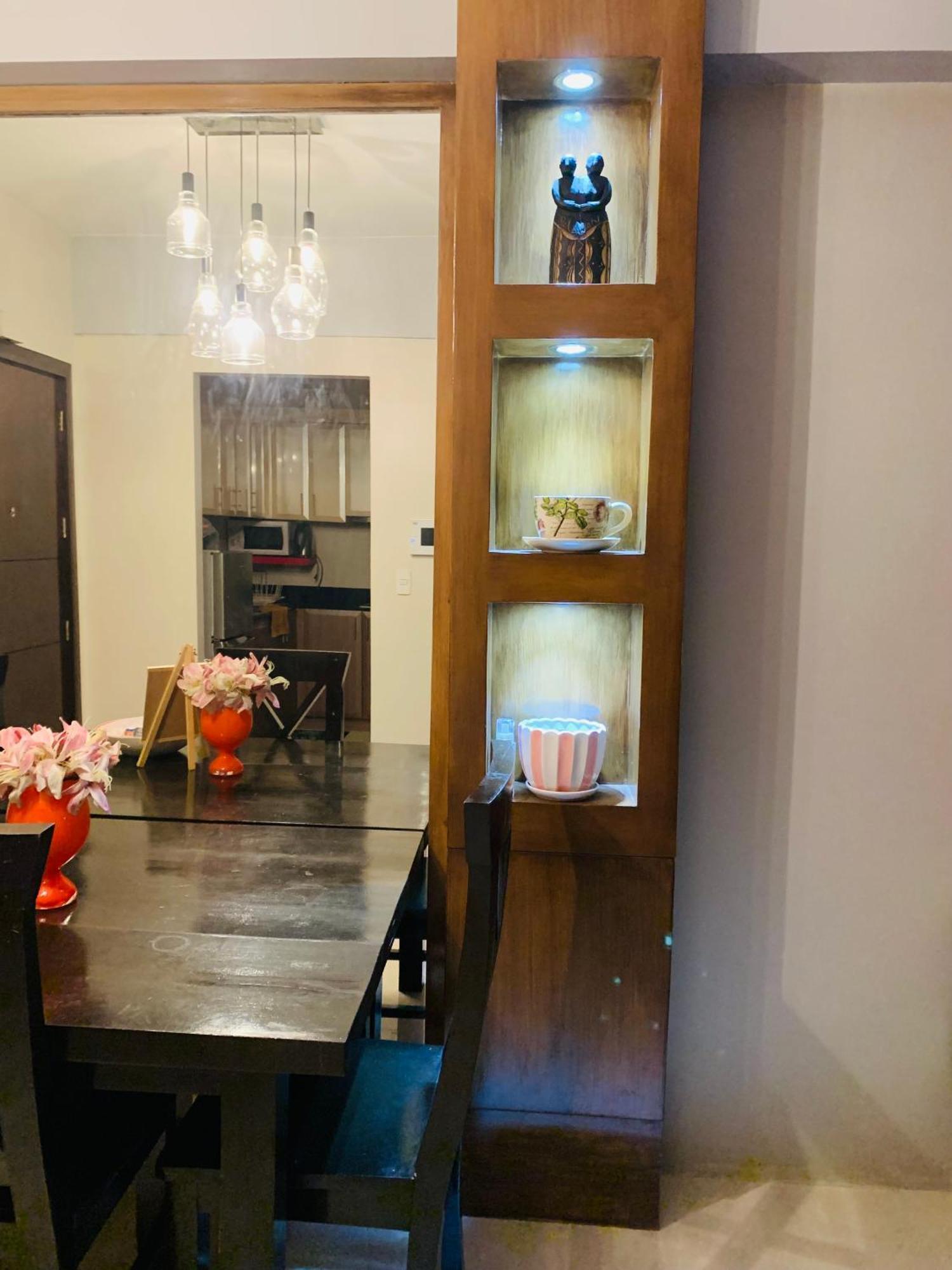 Apartment One Palm Tree - 10th-o Fl With Balcony - Across Terminal 3 Airport Manila