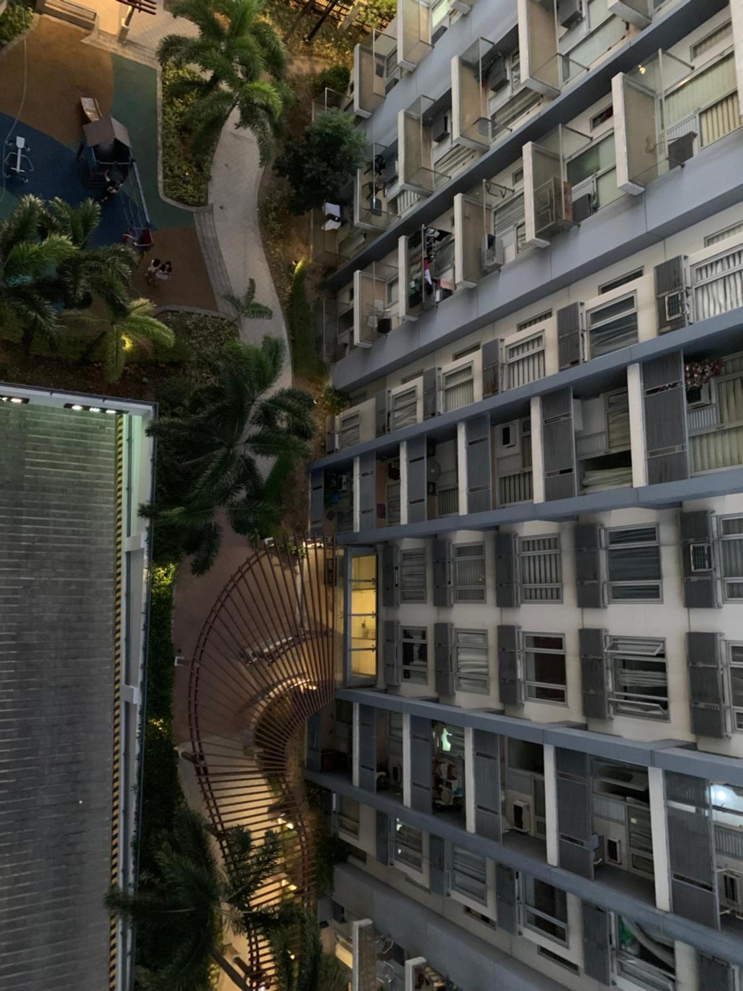 One Palm Tree - 10th-o Fl With Balcony - Across Terminal 3 Airport * Manila
